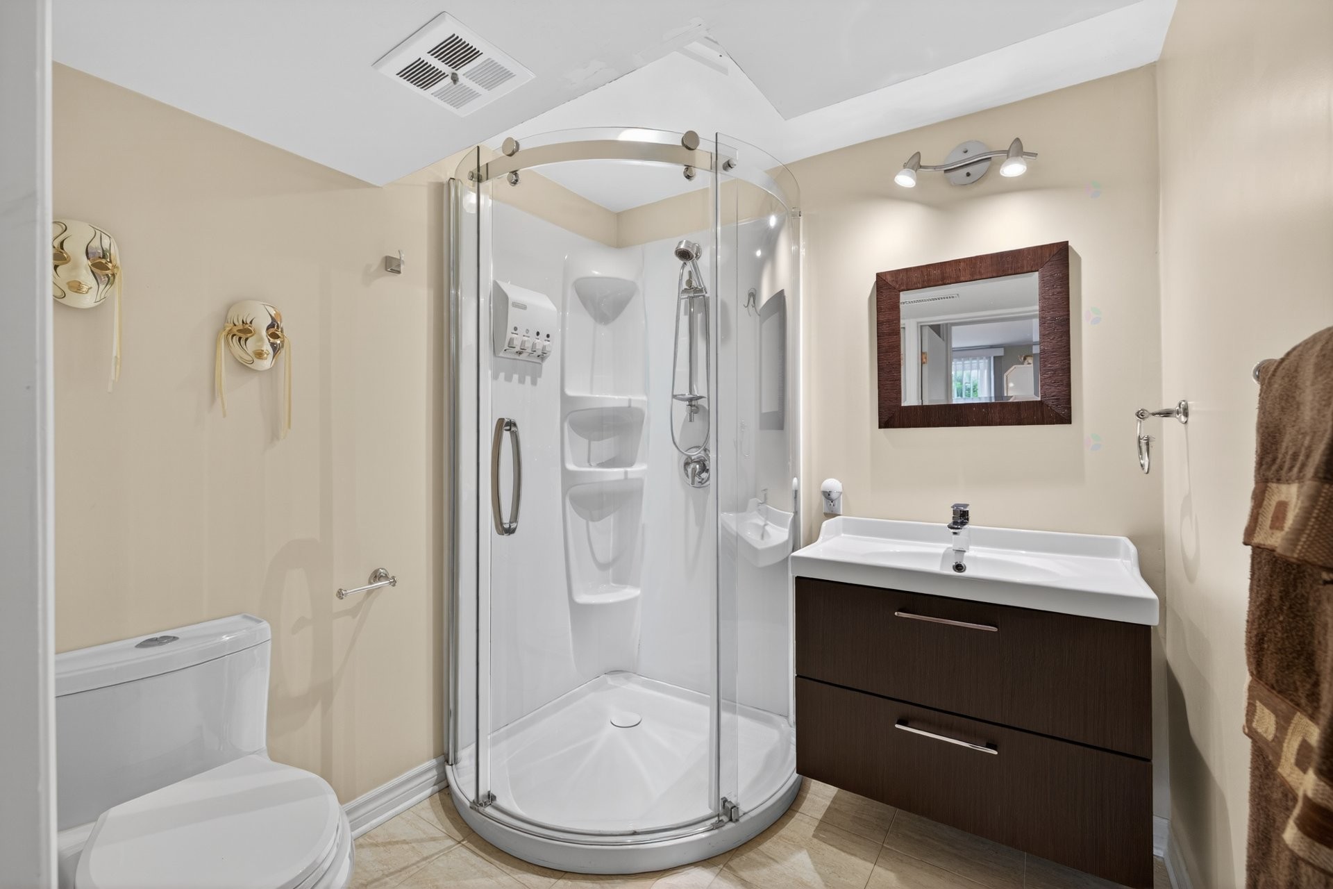 









161


Rue De Mésy

,
Boucherville,




QC
J4B4E4

