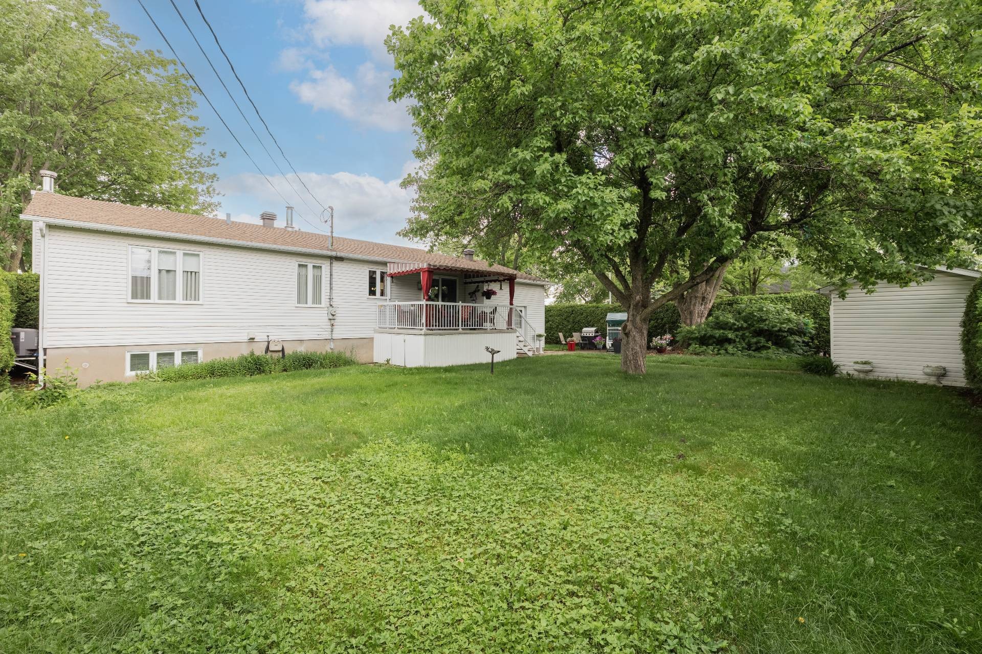 









161


Rue De Mésy

,
Boucherville,




QC
J4B4E4

