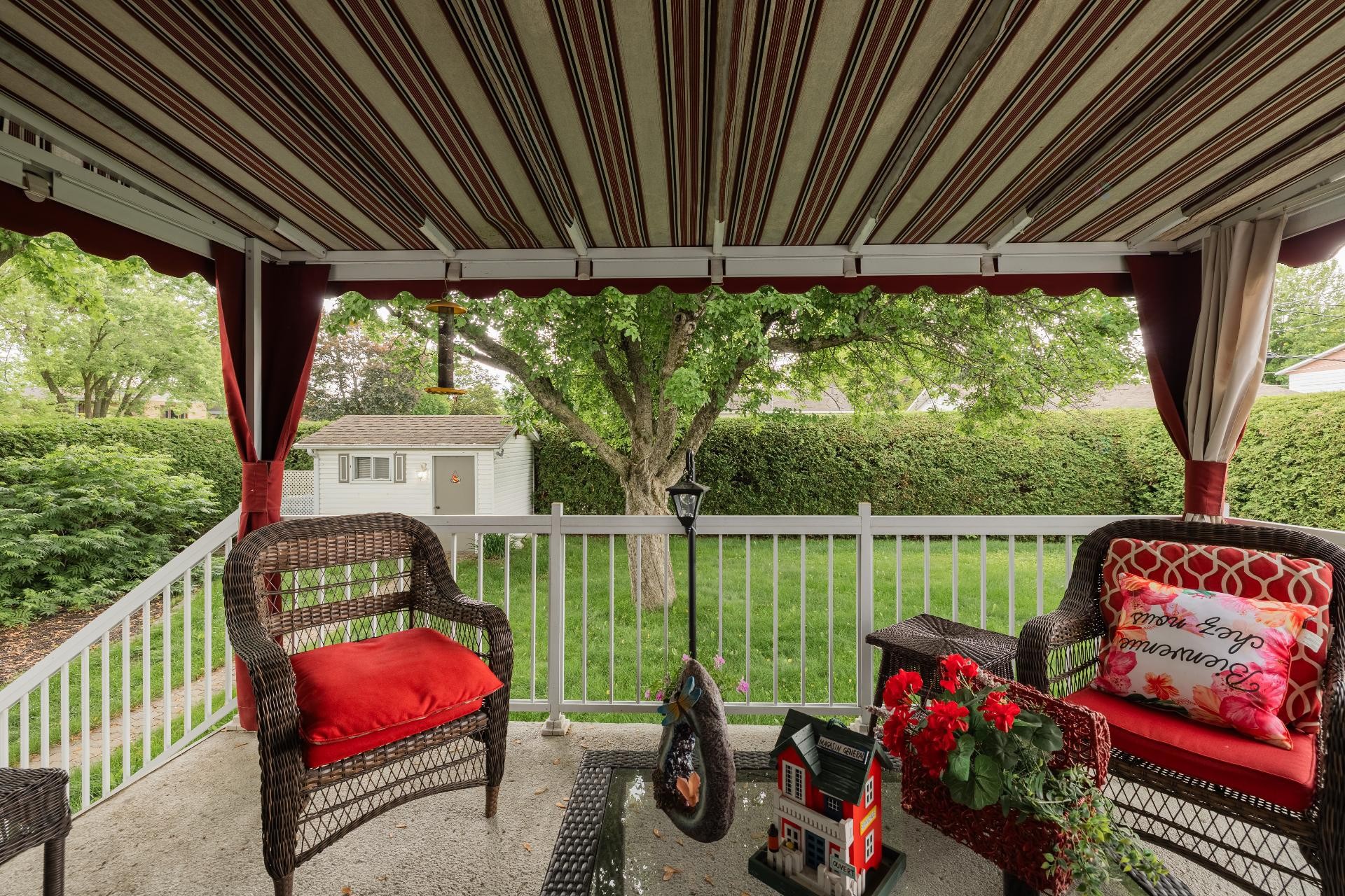 









161


Rue De Mésy

,
Boucherville,




QC
J4B4E4

