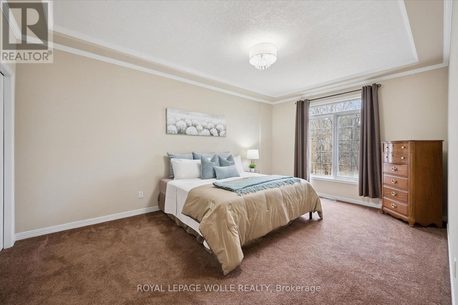 












14 - 180 OLD ABBEY ROAD

,
Waterloo,




Ontario
N2K4B2

