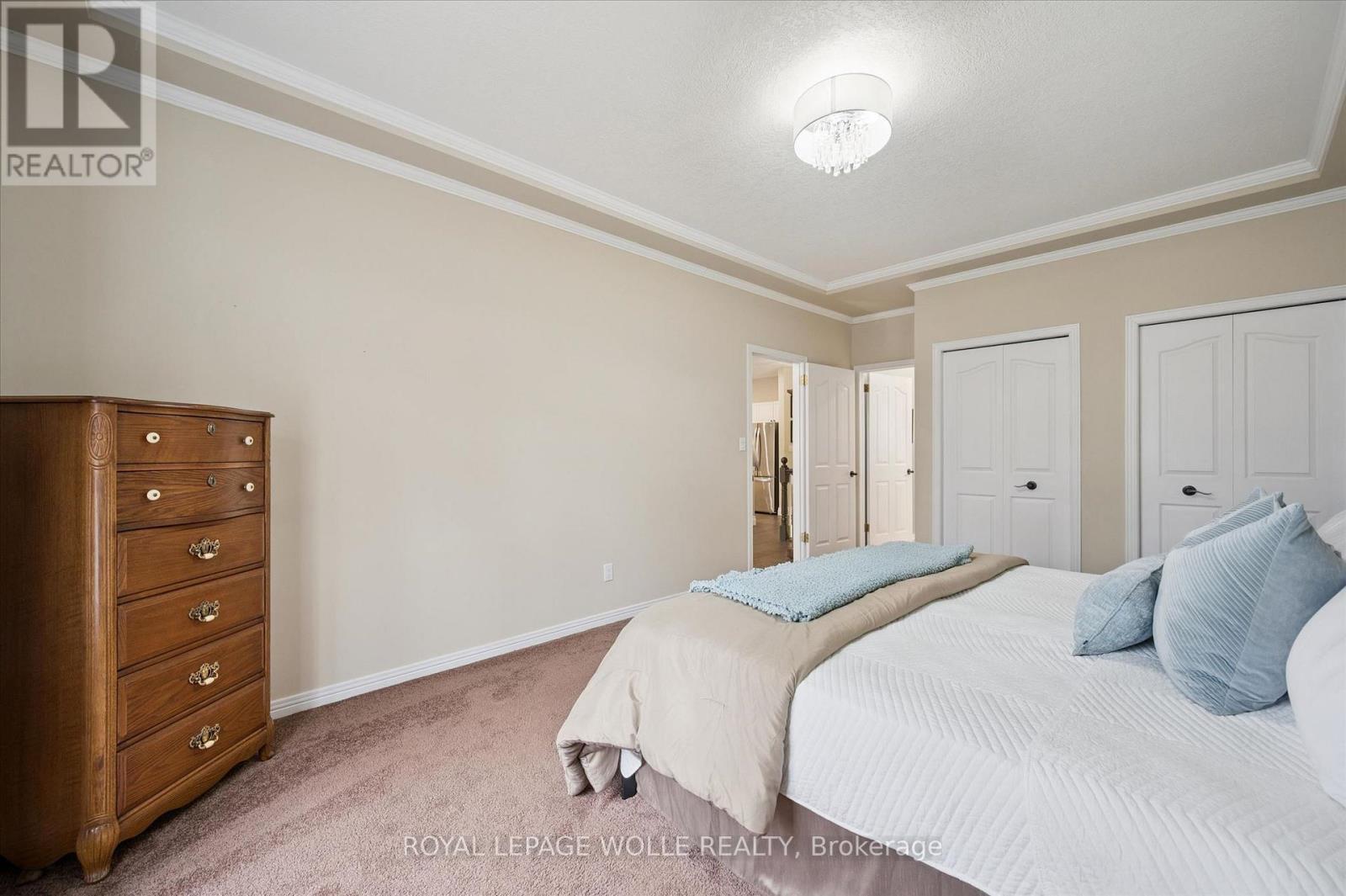 












14 - 180 OLD ABBEY ROAD

,
Waterloo,




Ontario
N2K4B2

