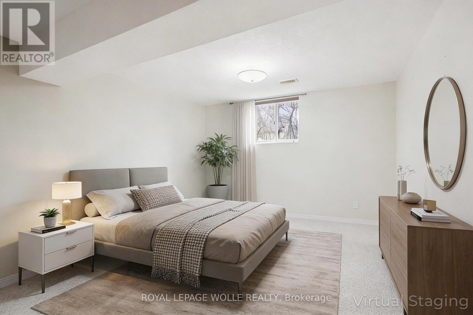 












14 - 180 OLD ABBEY ROAD

,
Waterloo,




Ontario
N2K4B2

