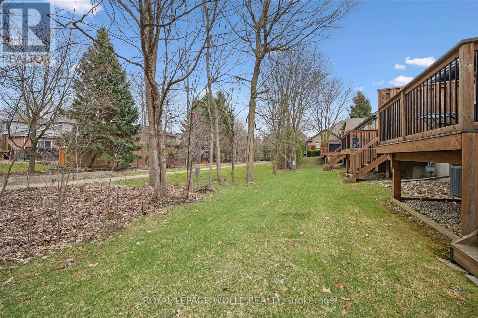 












14 - 180 OLD ABBEY ROAD

,
Waterloo,




Ontario
N2K4B2

