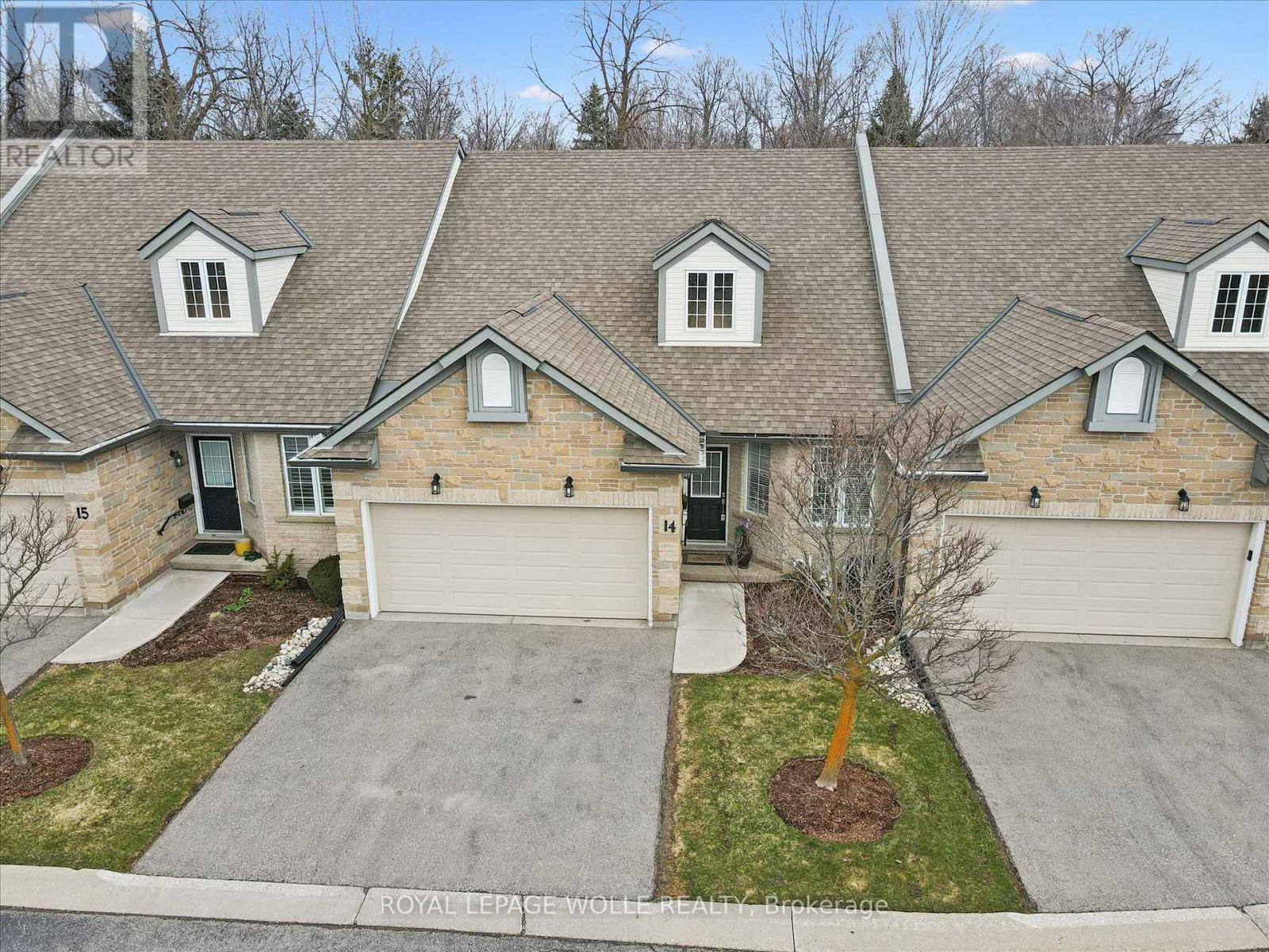 












14 - 180 OLD ABBEY ROAD

,
Waterloo,




Ontario
N2K4B2

