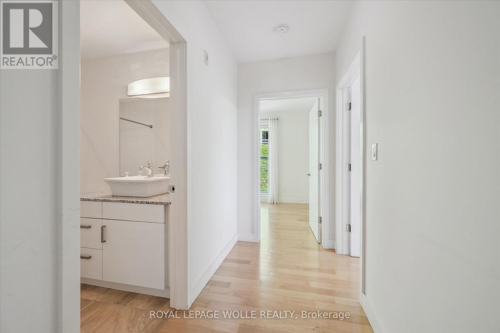 












304 - 188 KING STREET S

,
Waterloo,




Ontario
N2J0C6

