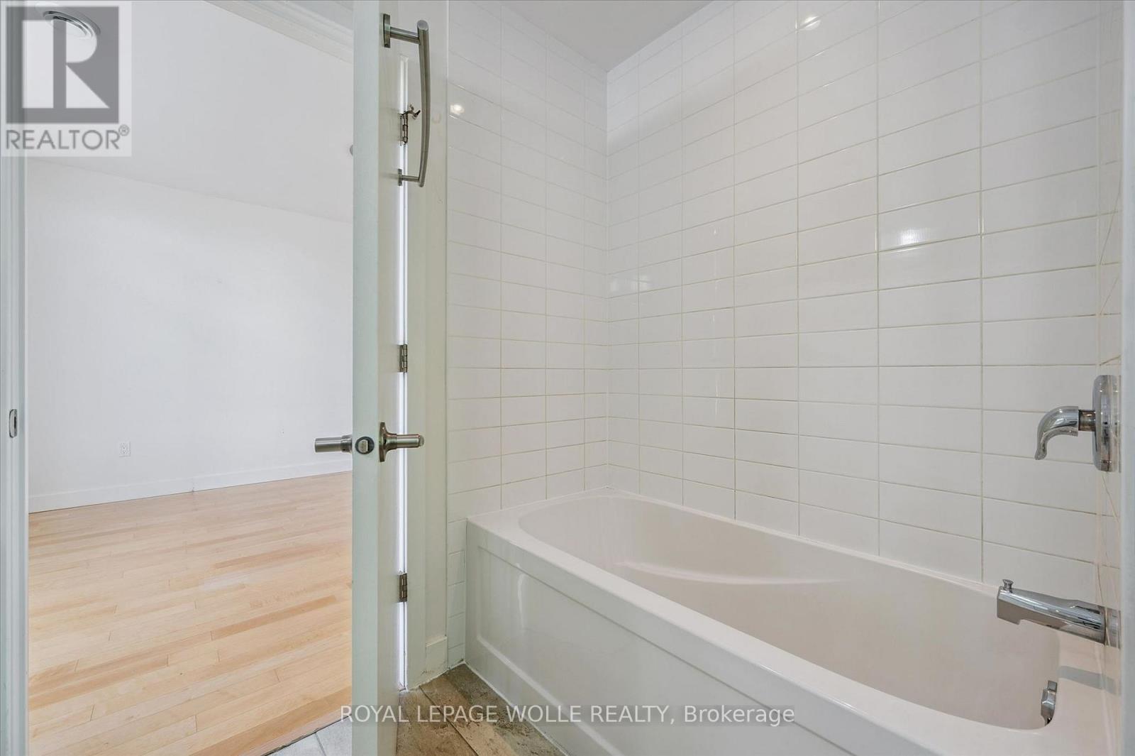 












304 - 188 KING STREET S

,
Waterloo,




Ontario
N2J0C6

