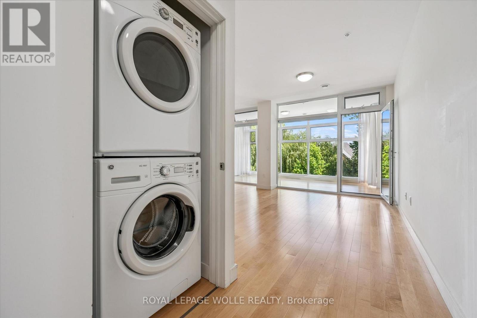 












304 - 188 KING STREET S

,
Waterloo,




Ontario
N2J0C6

