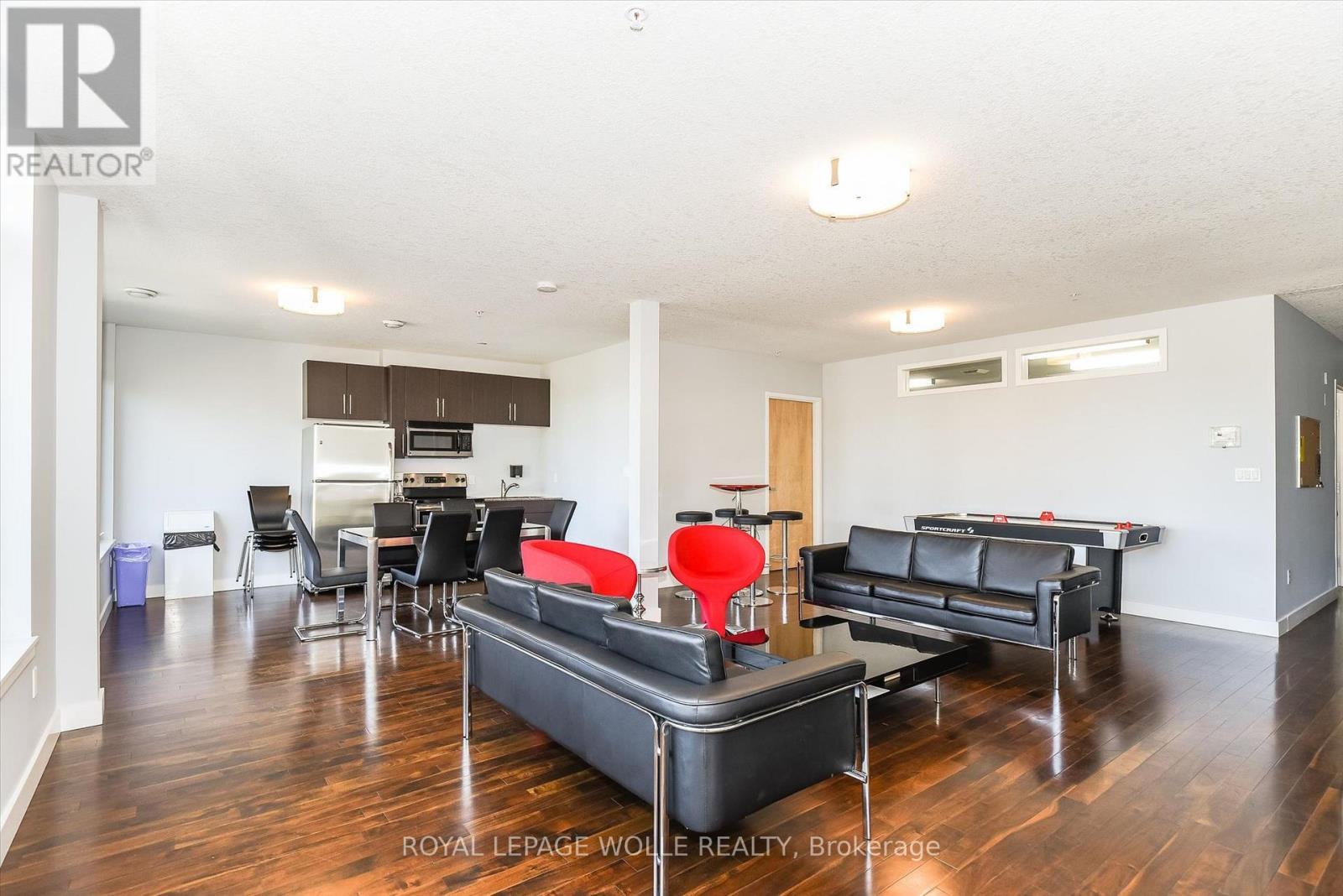 












304 - 188 KING STREET S

,
Waterloo,




Ontario
N2J0C6

