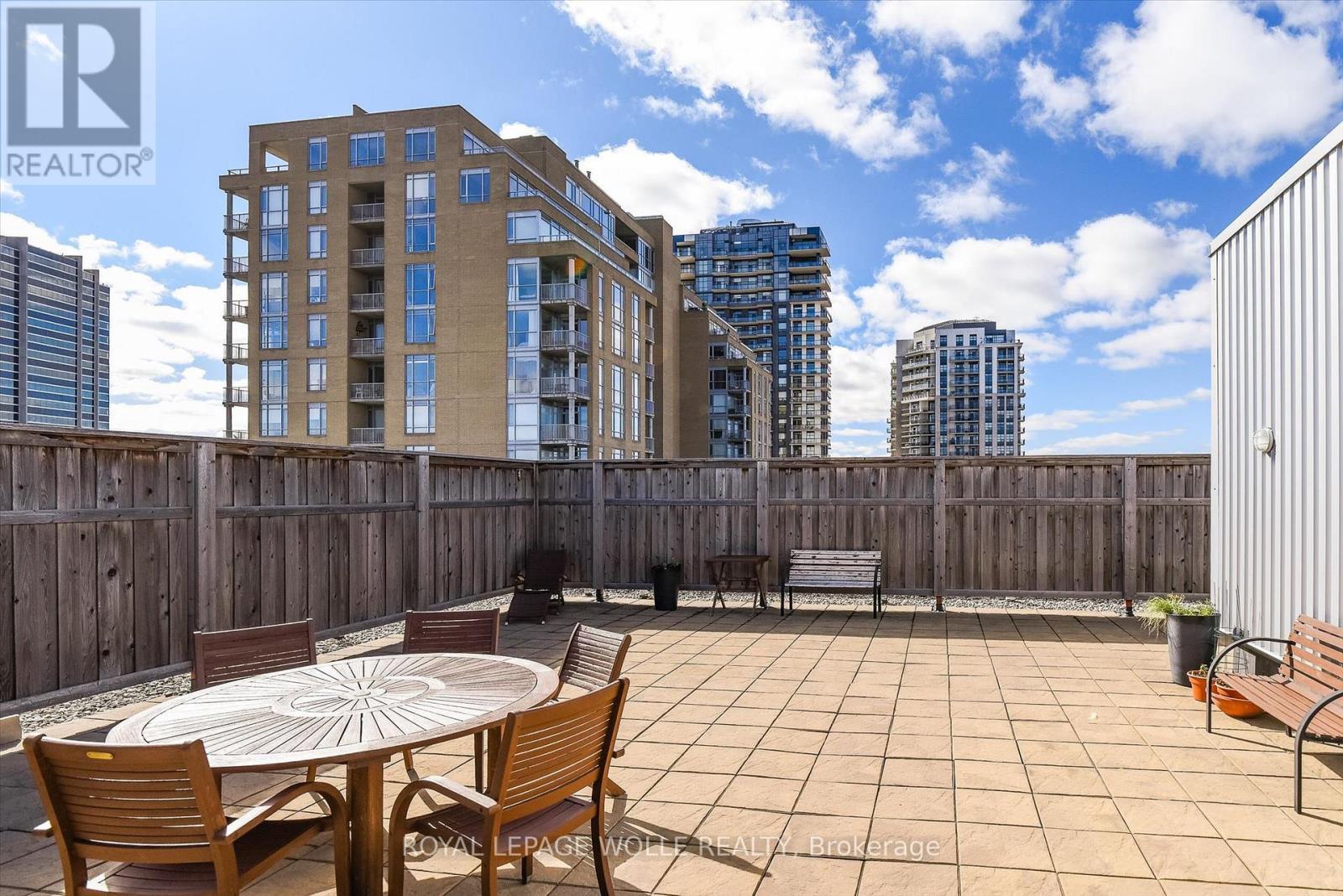 












304 - 188 KING STREET S

,
Waterloo,




Ontario
N2J0C6

