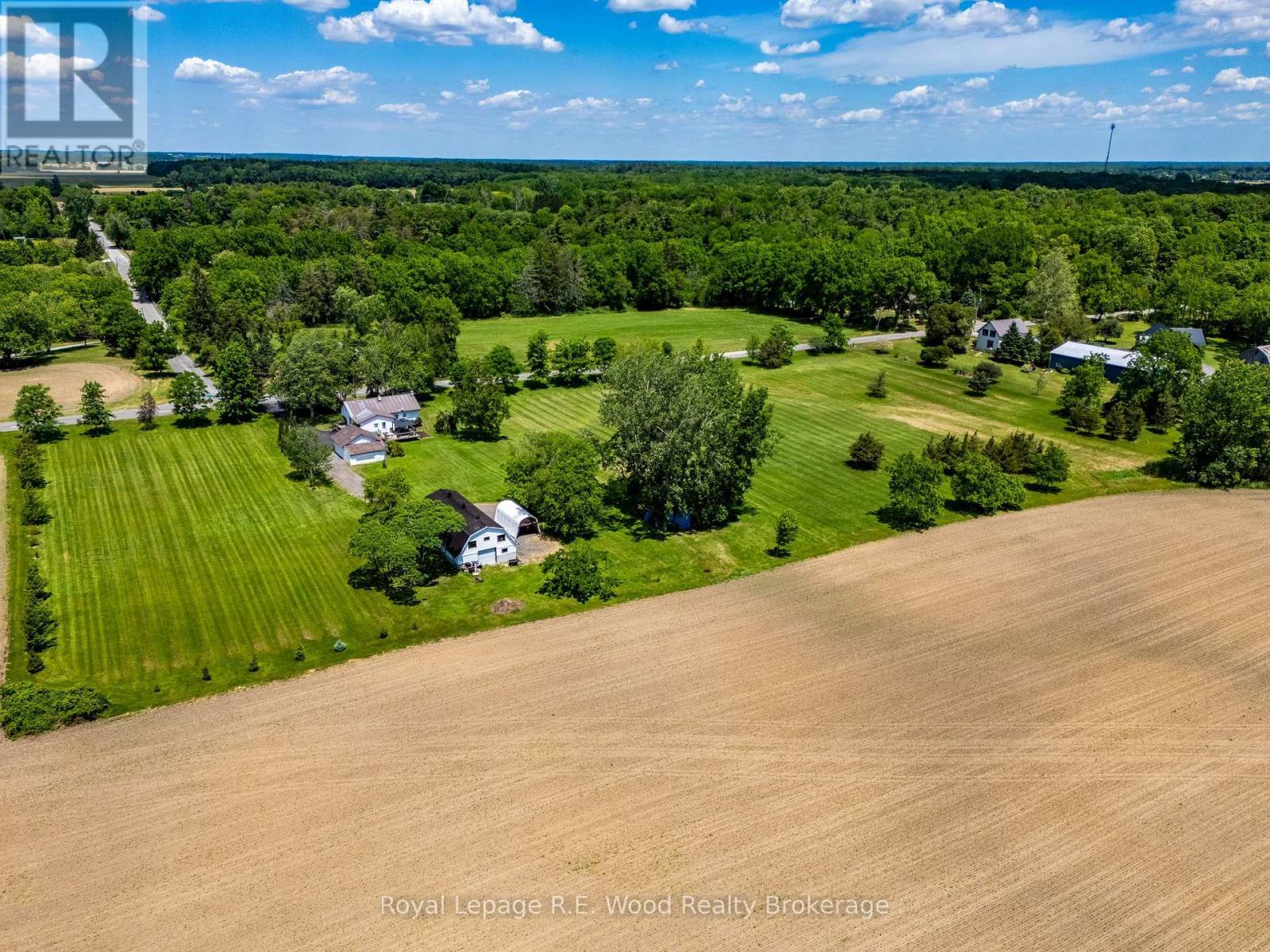 












82 GILBERT ROAD

,
Norfolk,




Ontario
N3Y4K2

