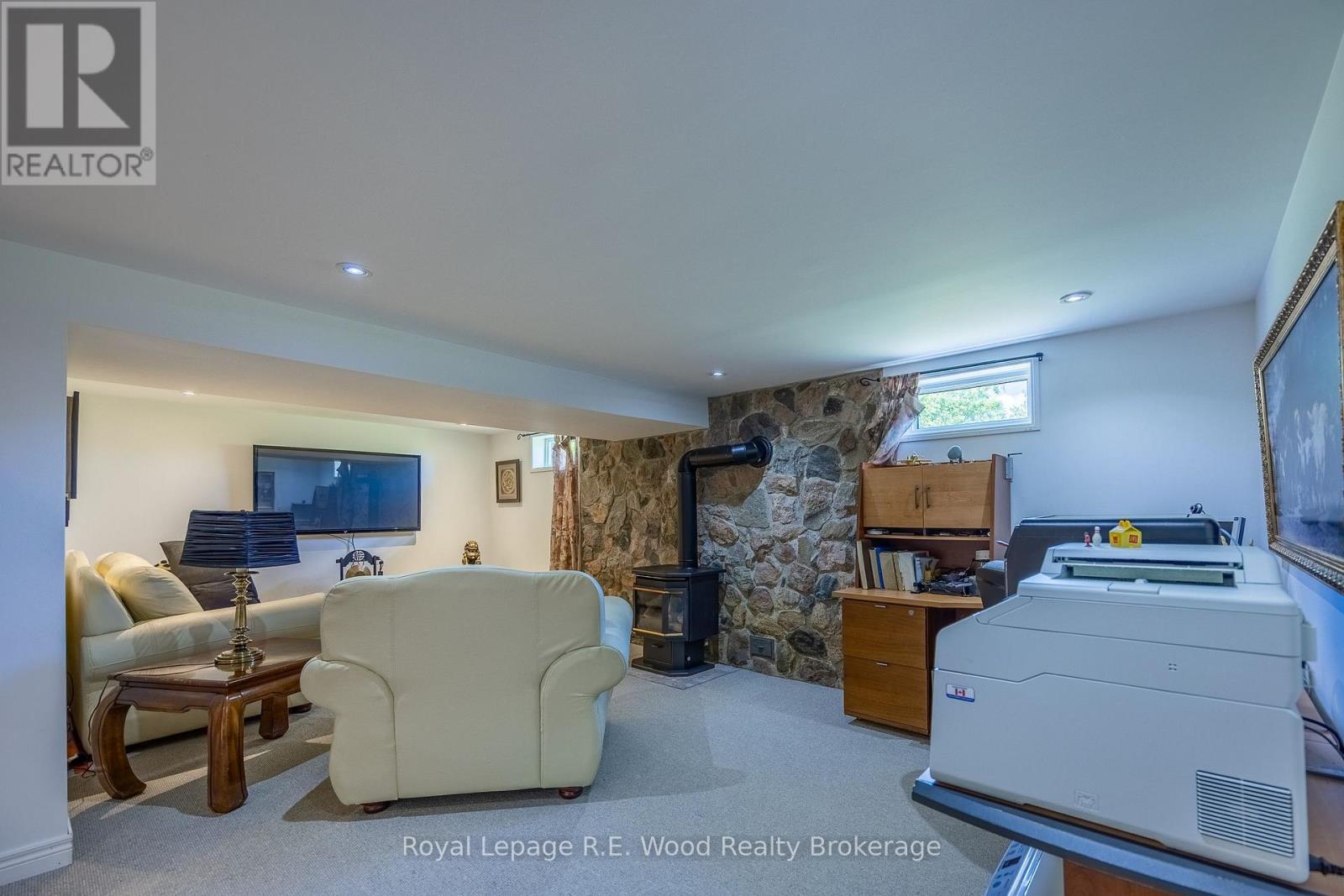 












82 GILBERT ROAD

,
Norfolk,




Ontario
N3Y4K2


