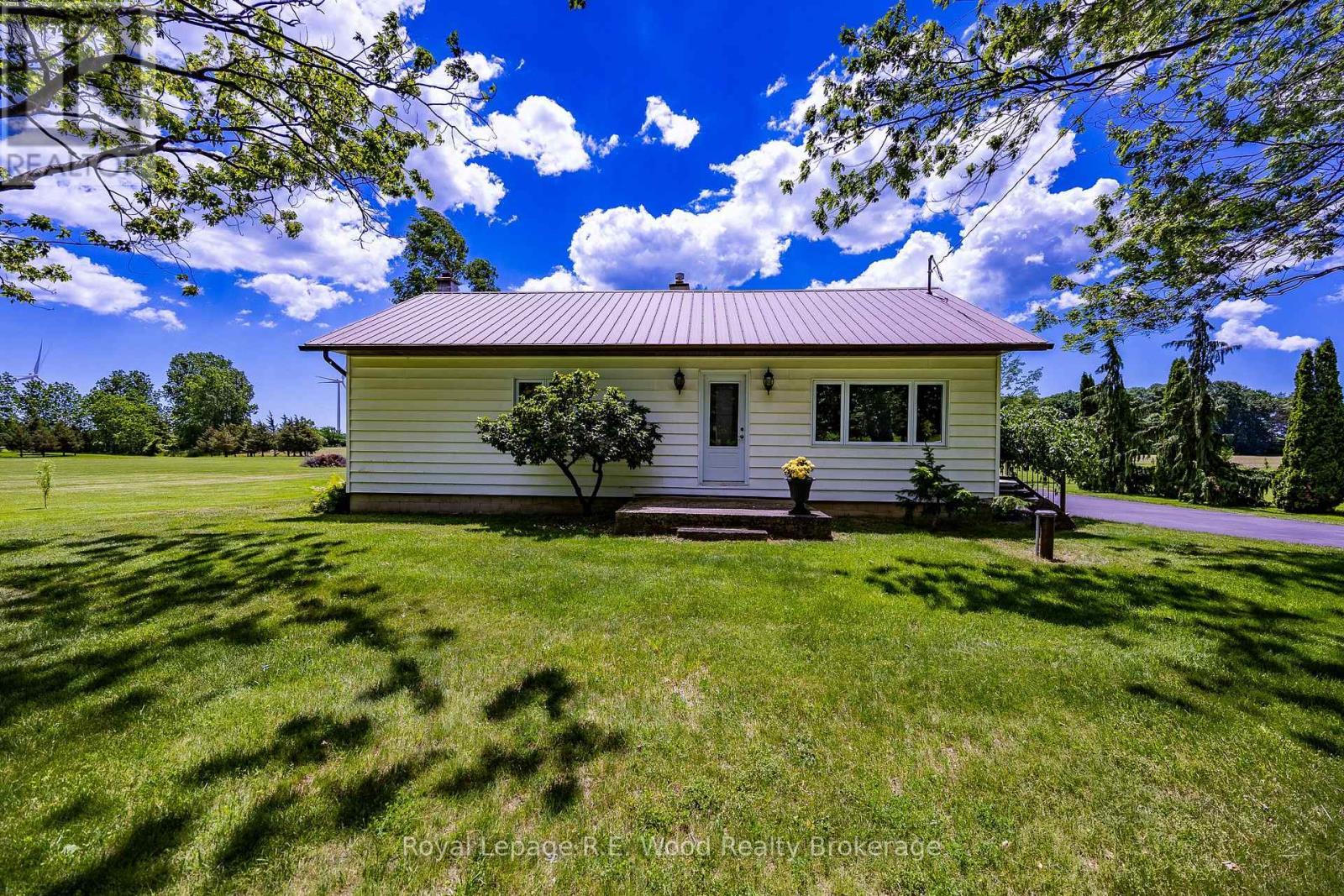 












82 GILBERT ROAD

,
Norfolk,




Ontario
N3Y4K2

