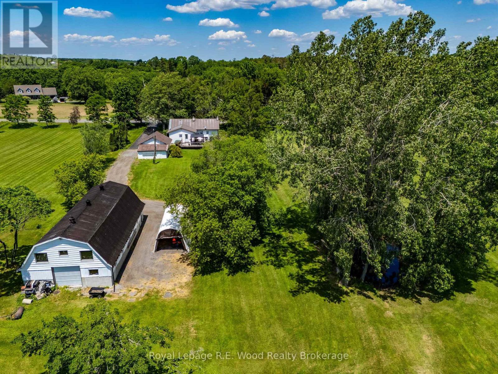 












82 GILBERT ROAD

,
Norfolk,




Ontario
N3Y4K2

