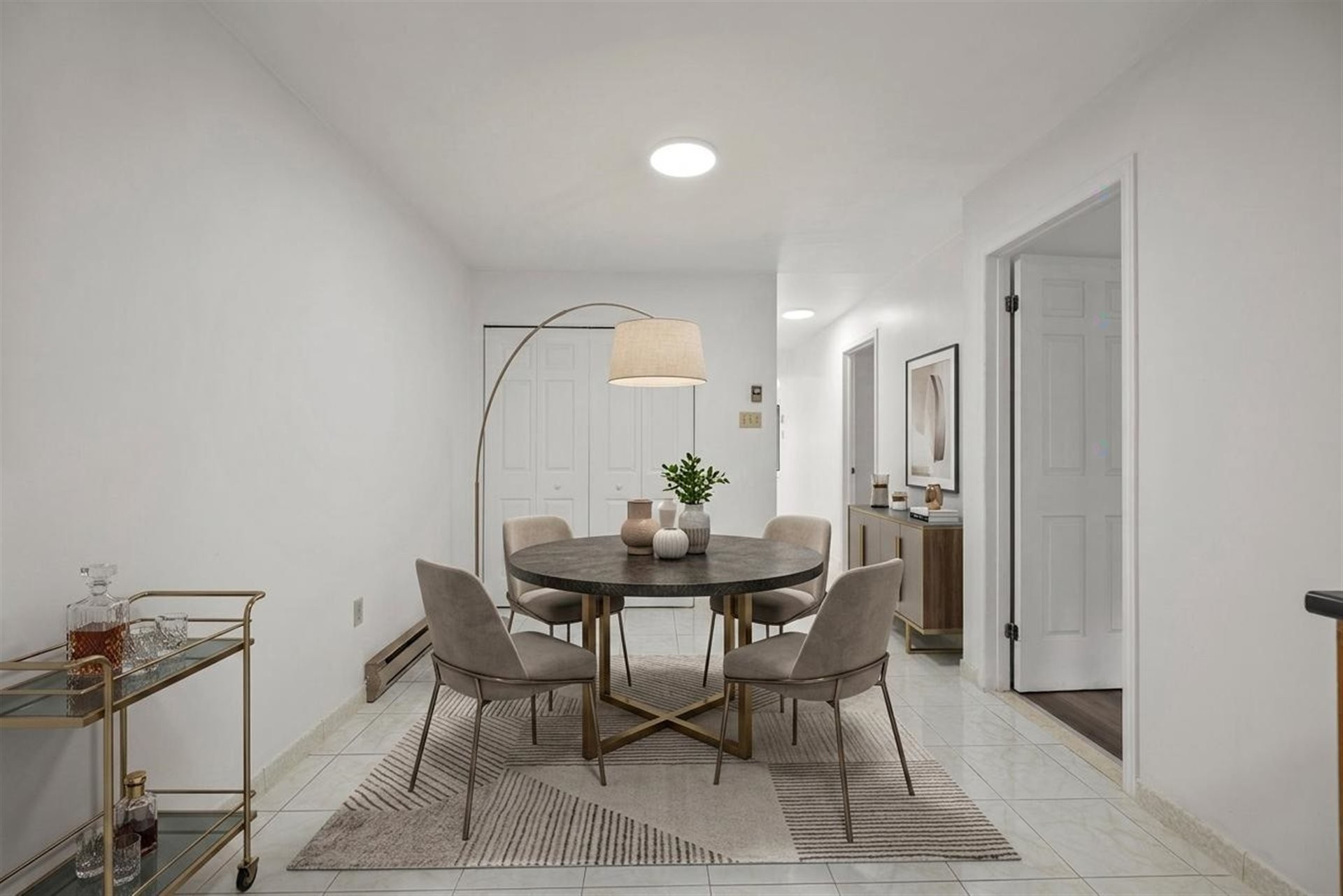 









7511


Rue Chouinard

,
Montréal (LaSalle),




QC
H8N2L6

