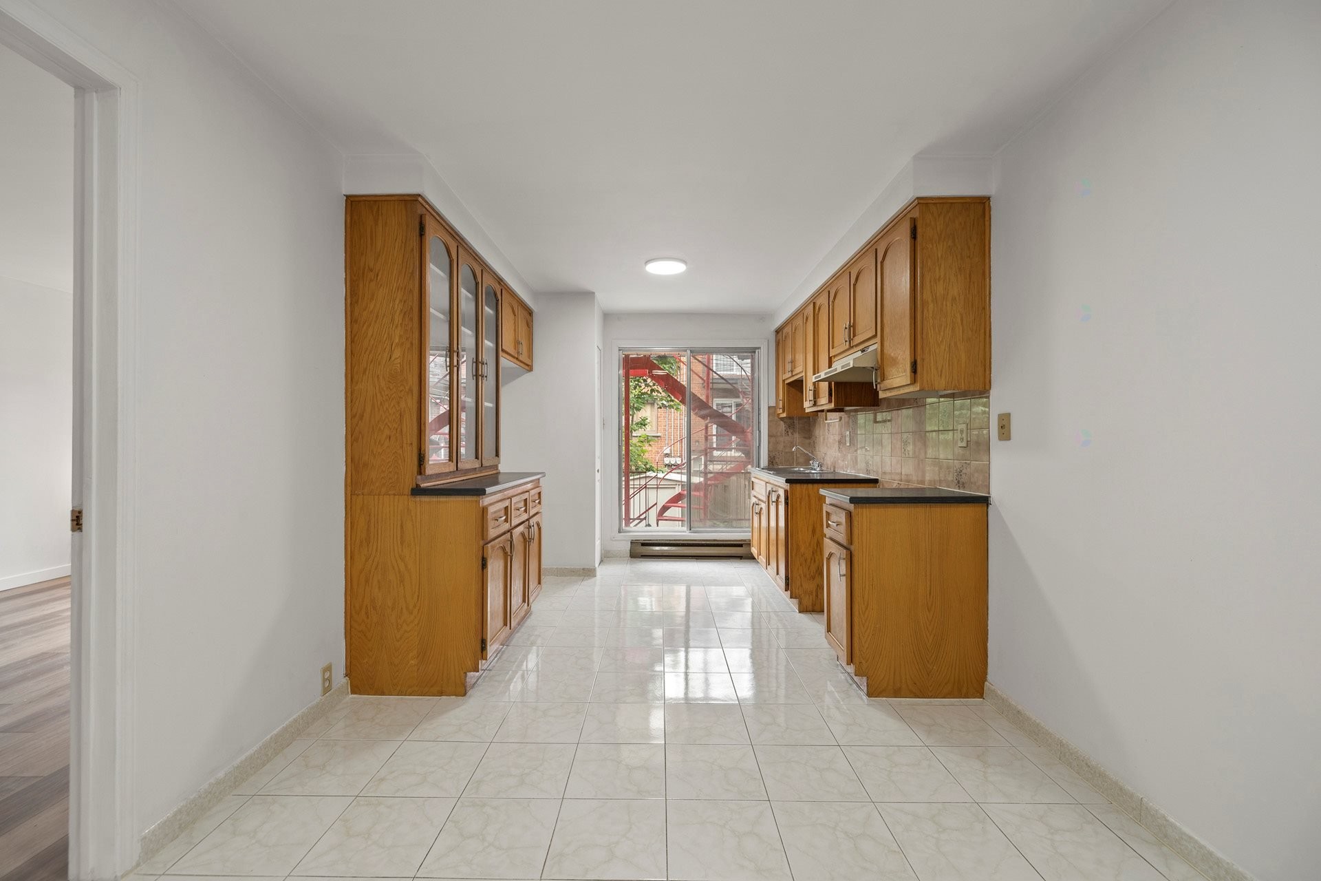 









7511


Rue Chouinard

,
Montréal (LaSalle),




QC
H8N2L6

