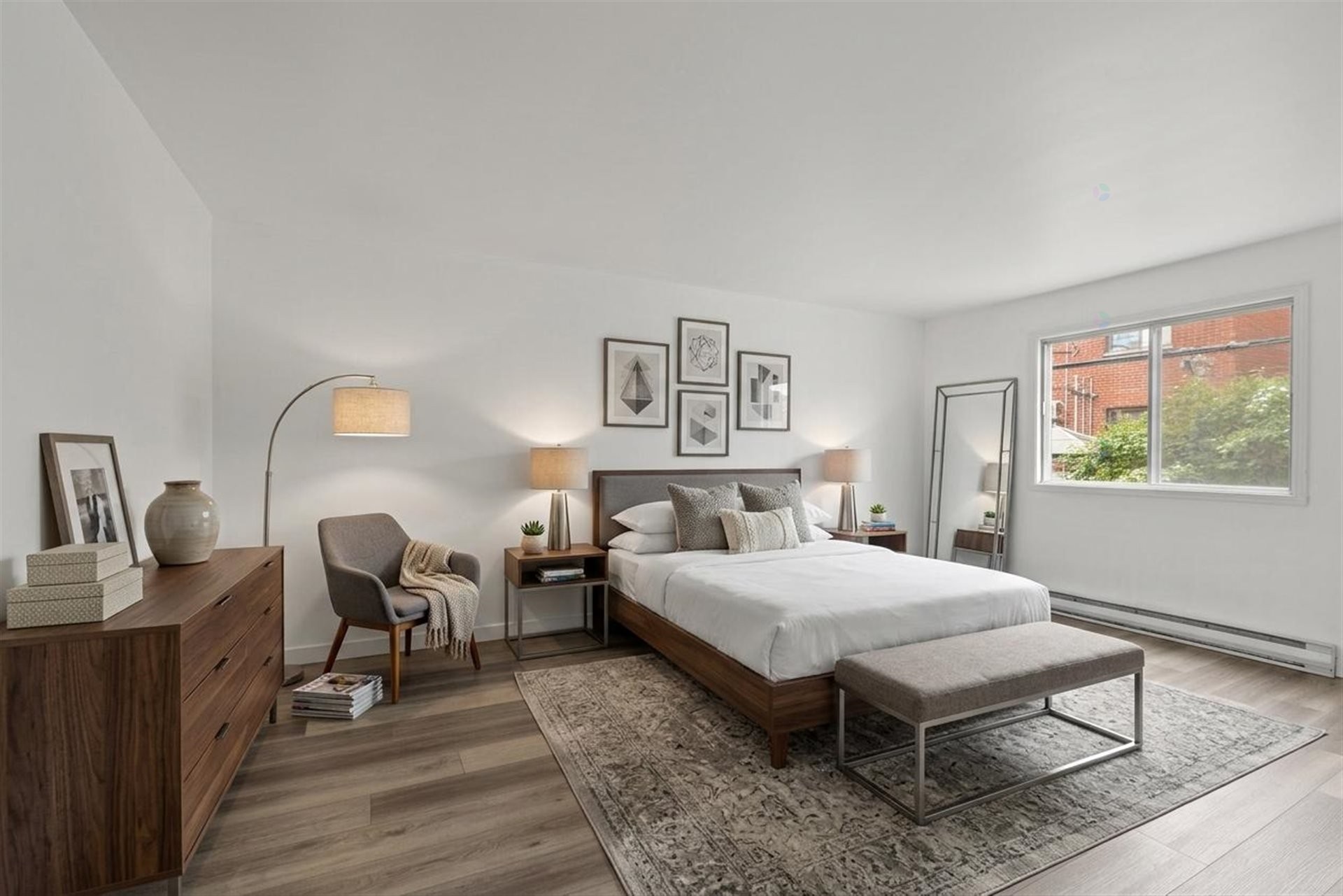 









7511


Rue Chouinard

,
Montréal (LaSalle),




QC
H8N2L6

