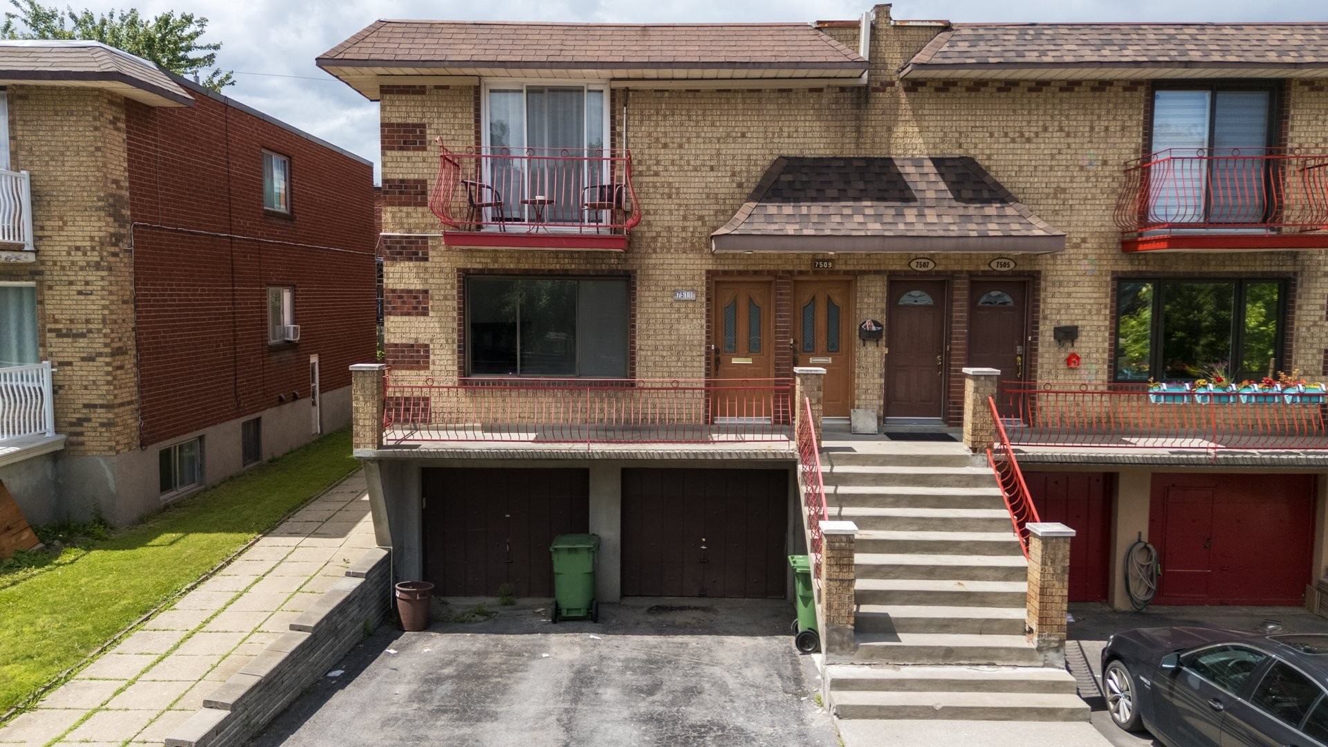 









7511


Rue Chouinard

,
Montréal (LaSalle),




QC
H8N2L6

