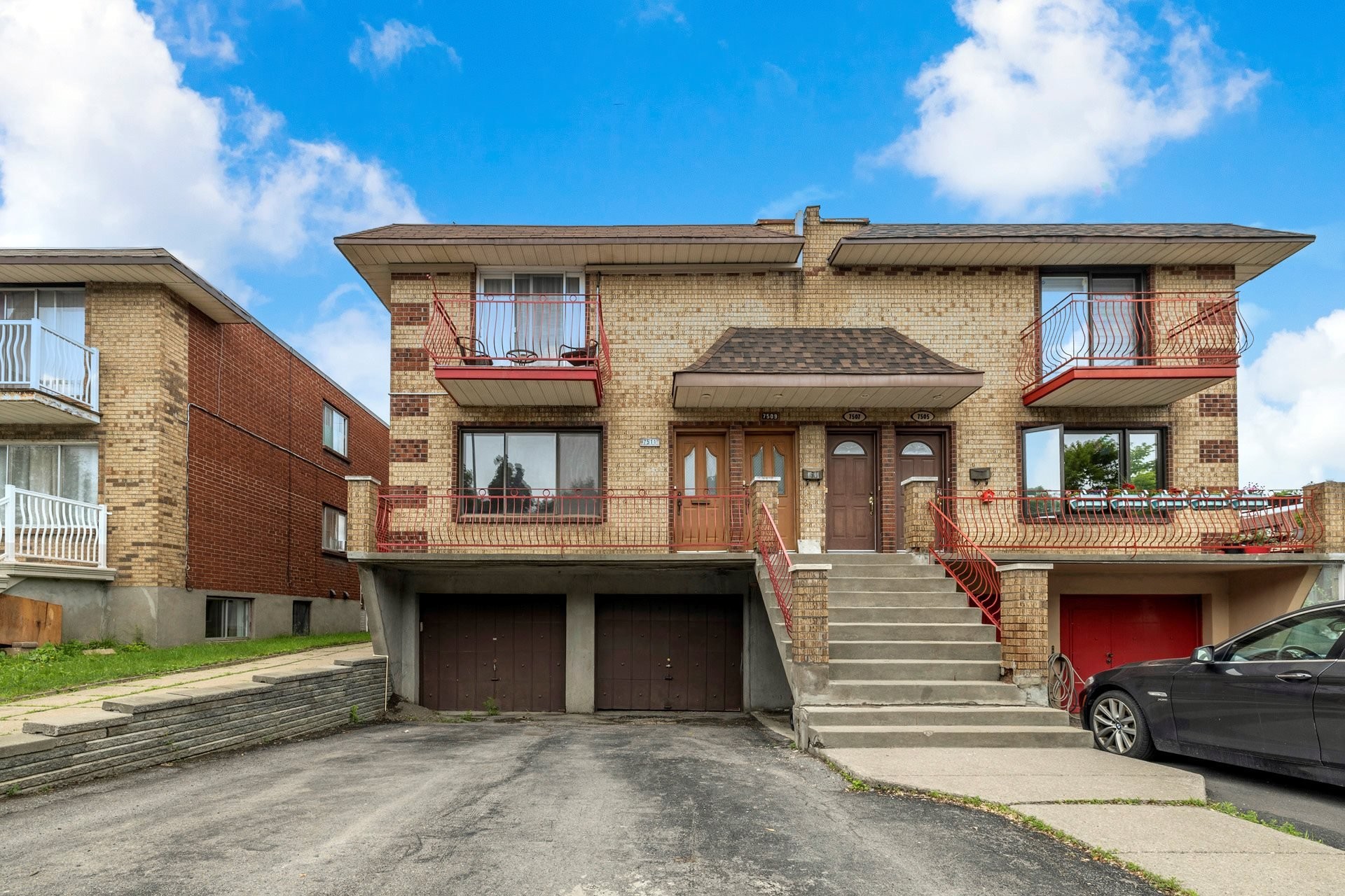 









7511


Rue Chouinard

,
Montréal (LaSalle),




QC
H8N2L6

