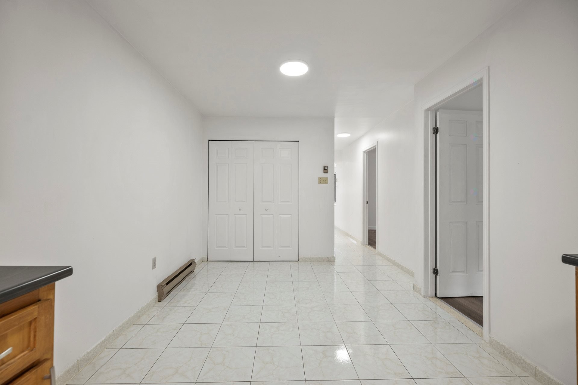 









7511


Rue Chouinard

,
Montréal (LaSalle),




QC
H8N2L6

