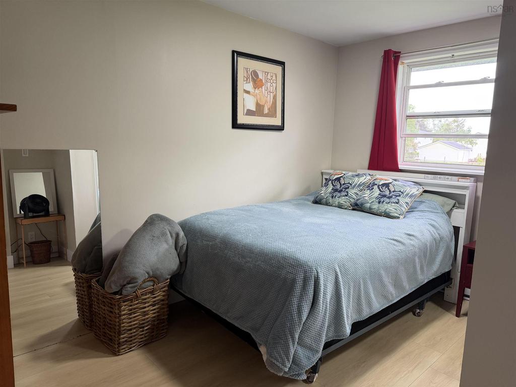 












27 MacIntosh Avenue

,
Bible Hill,




NS
B2N 4L5

