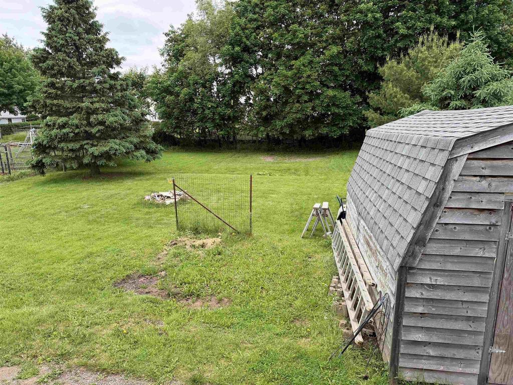 












27 MacIntosh Avenue

,
Bible Hill,




NS
B2N 4L5


