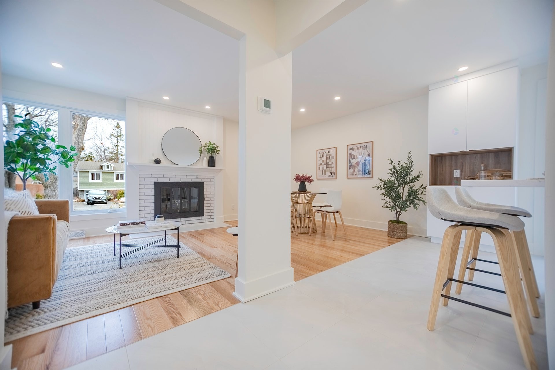 









892


Rue Nicolet

,
Longueuil (Le Vieux-Longueuil),




QC
J4J4T4

