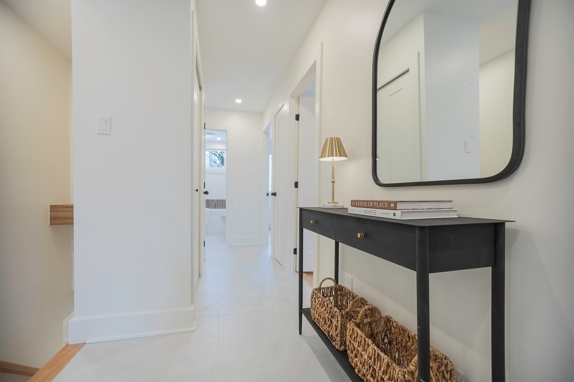 









892


Rue Nicolet

,
Longueuil (Le Vieux-Longueuil),




QC
J4J4T4

