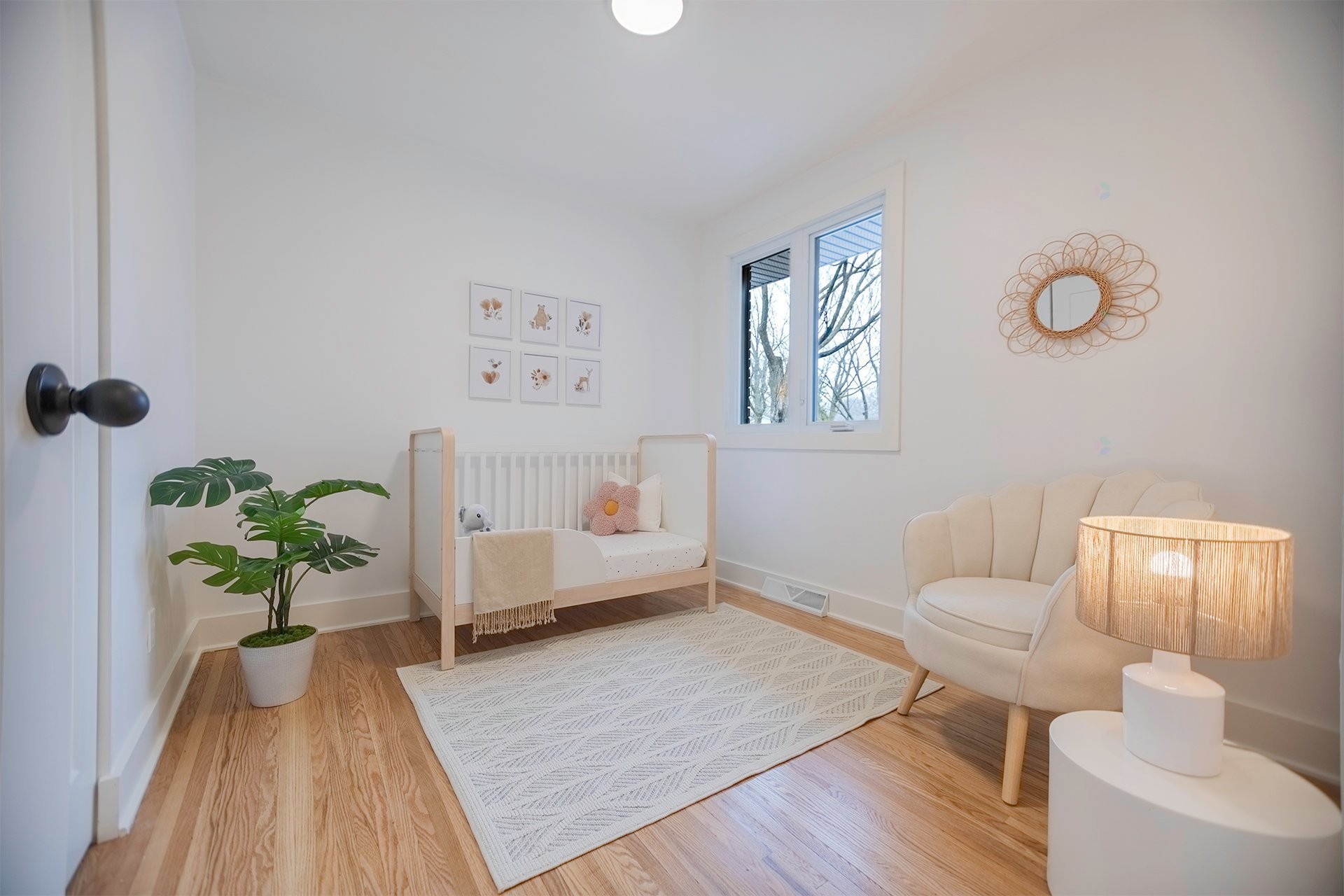 









892


Rue Nicolet

,
Longueuil (Le Vieux-Longueuil),




QC
J4J4T4

