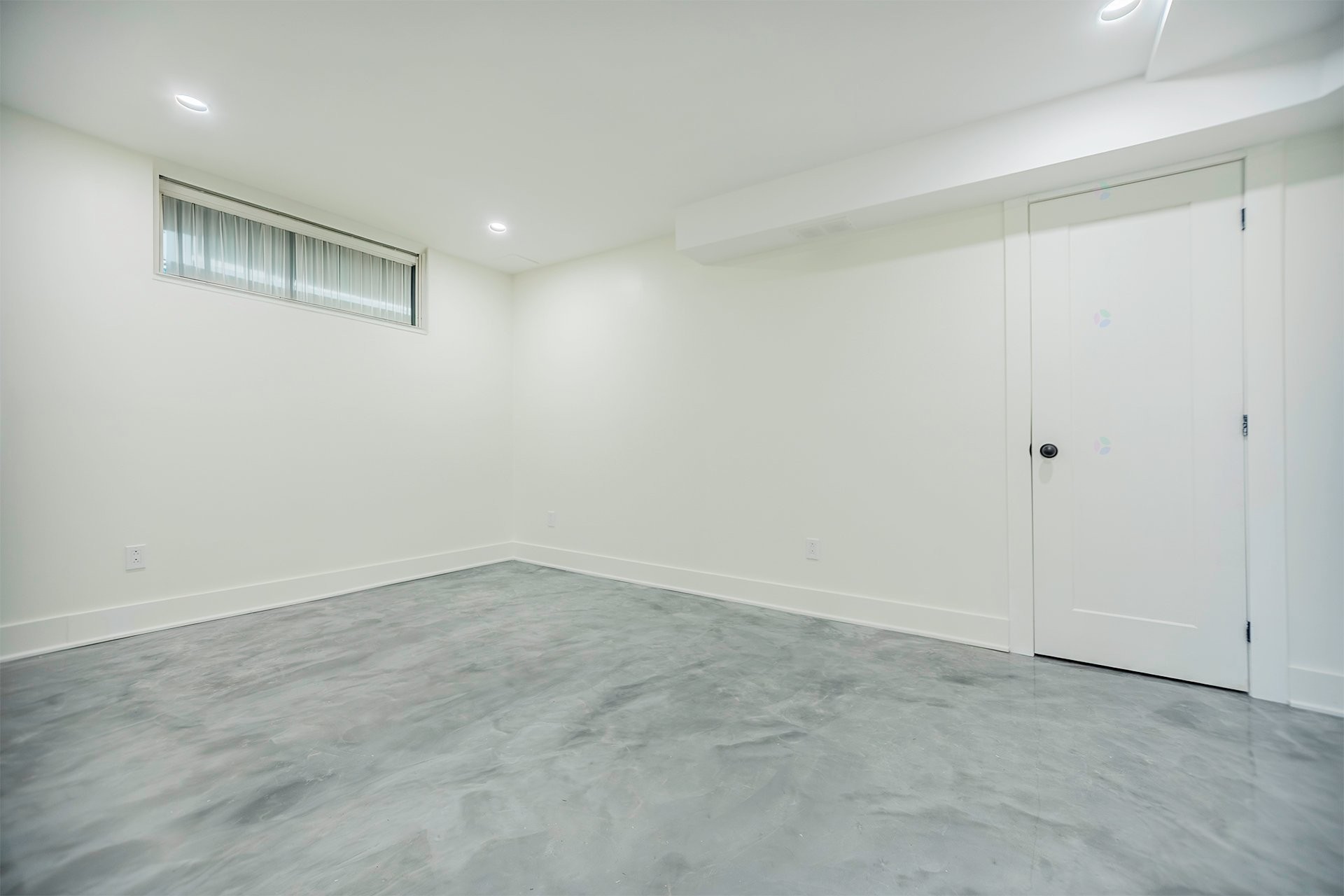 









892


Rue Nicolet

,
Longueuil (Le Vieux-Longueuil),




QC
J4J4T4

