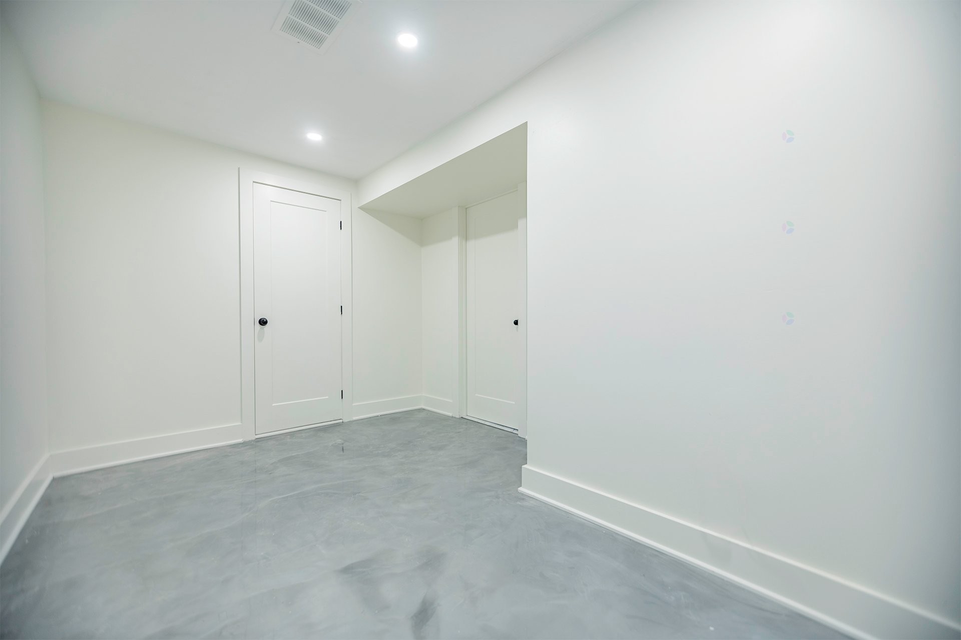 









892


Rue Nicolet

,
Longueuil (Le Vieux-Longueuil),




QC
J4J4T4

