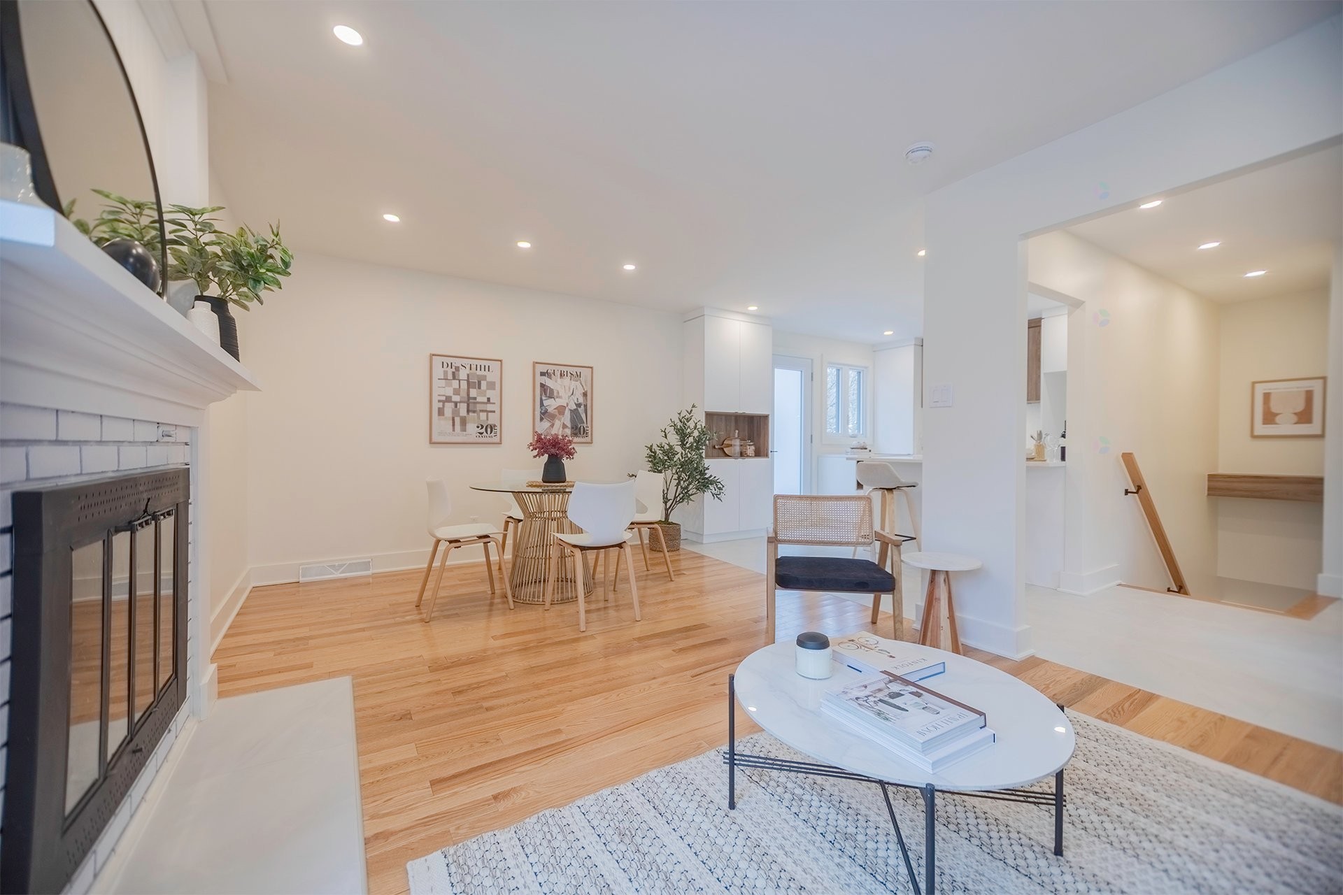 









892


Rue Nicolet

,
Longueuil (Le Vieux-Longueuil),




QC
J4J4T4

