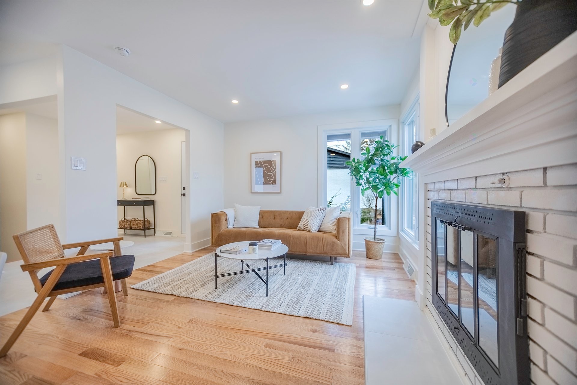 









892


Rue Nicolet

,
Longueuil (Le Vieux-Longueuil),




QC
J4J4T4

