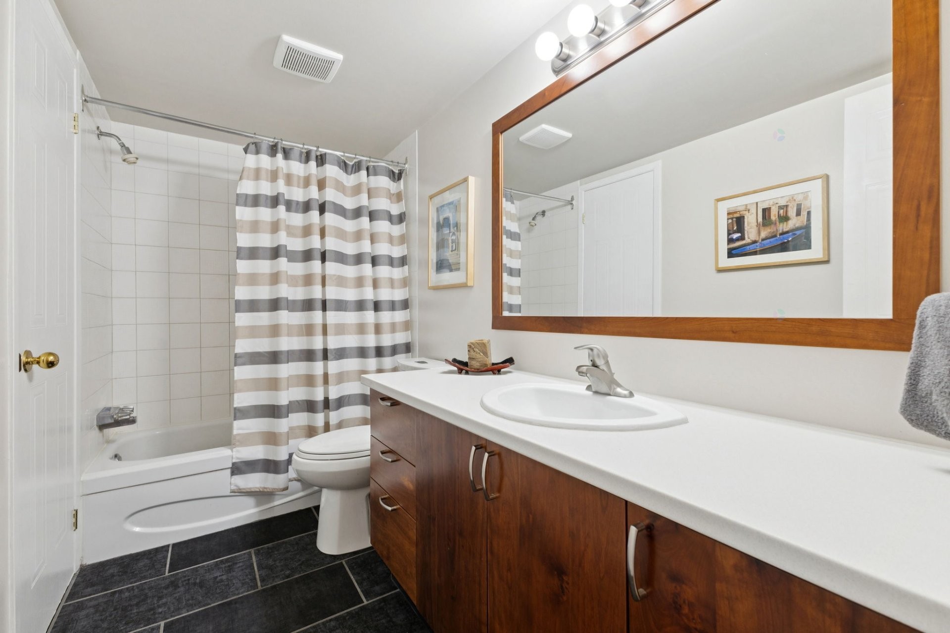 









152


Rue de Morency

, 302,
Gatineau (Gatineau),




QC
J8X2R3

