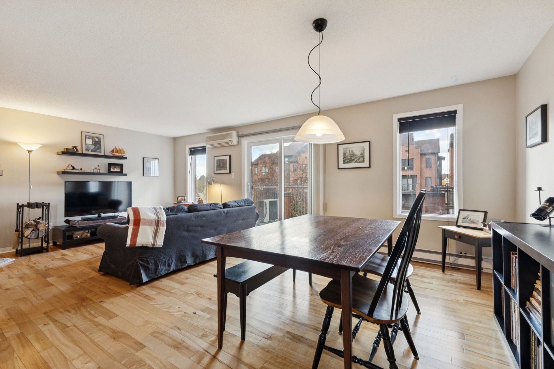 









152


Rue de Morency

, 302,
Gatineau (Gatineau),




QC
J8X2R3

