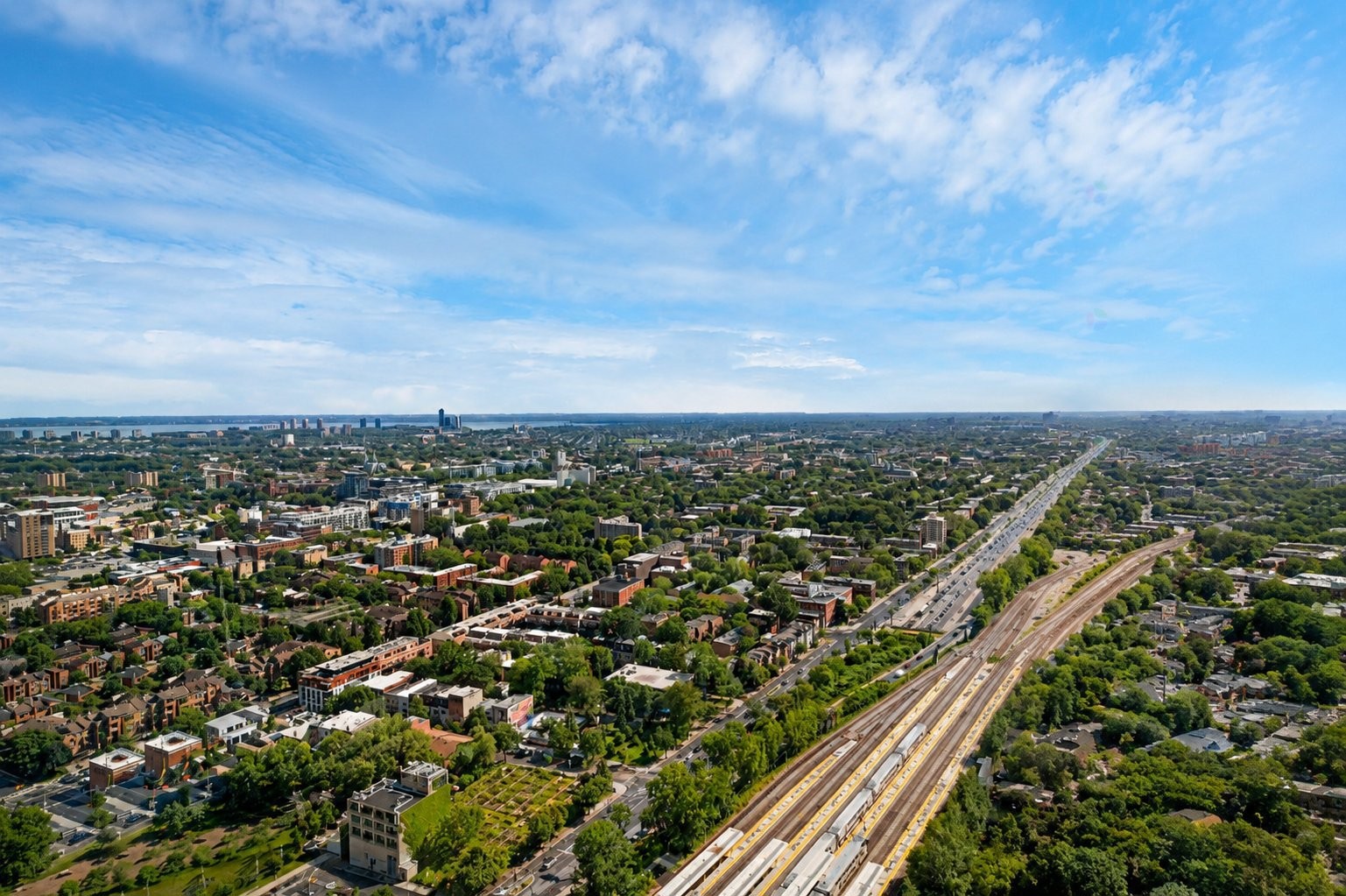 









1288


Av. des Canadiens-de-Montréal

, 3614,
Montréal (Ville-Marie),




QC
H3B3B3

