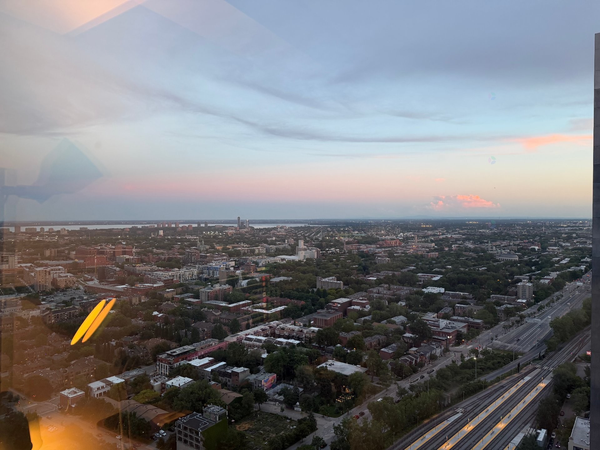 









1288


Av. des Canadiens-de-Montréal

, 3614,
Montréal (Ville-Marie),




QC
H3B3B3

