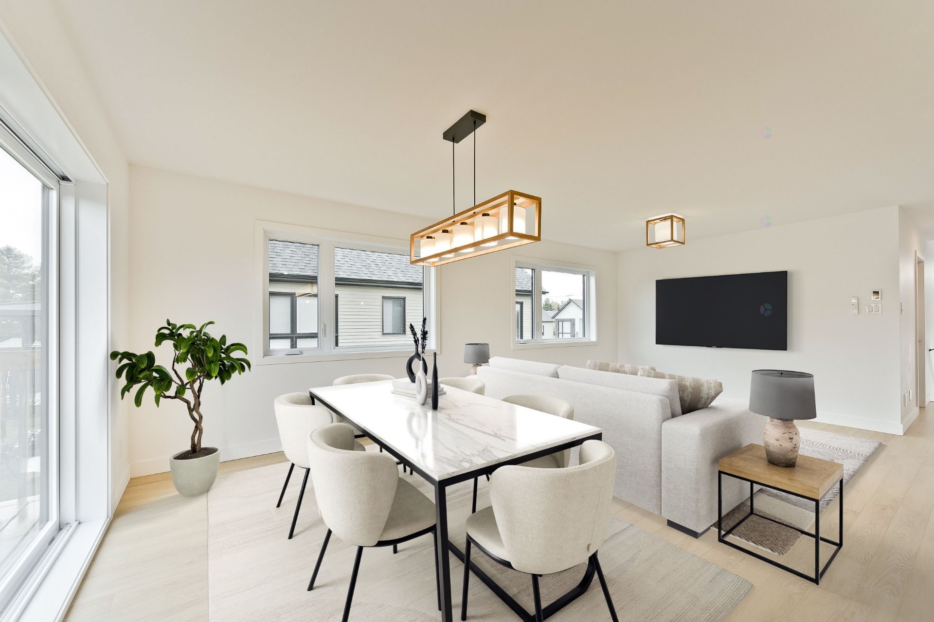 









3813


Rue Émile-Chartier

,
Sherbrooke (Les Nations),




QC
J1L0H7

