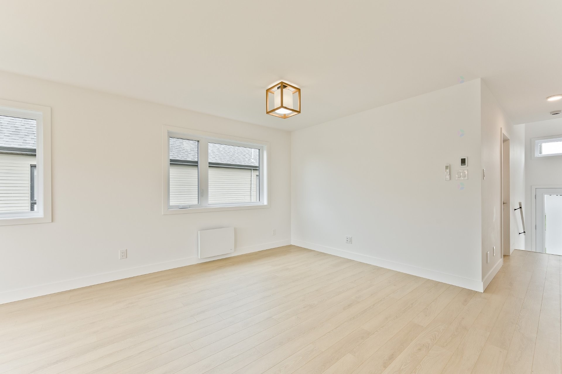









3813


Rue Émile-Chartier

,
Sherbrooke (Les Nations),




QC
J1L0H7

