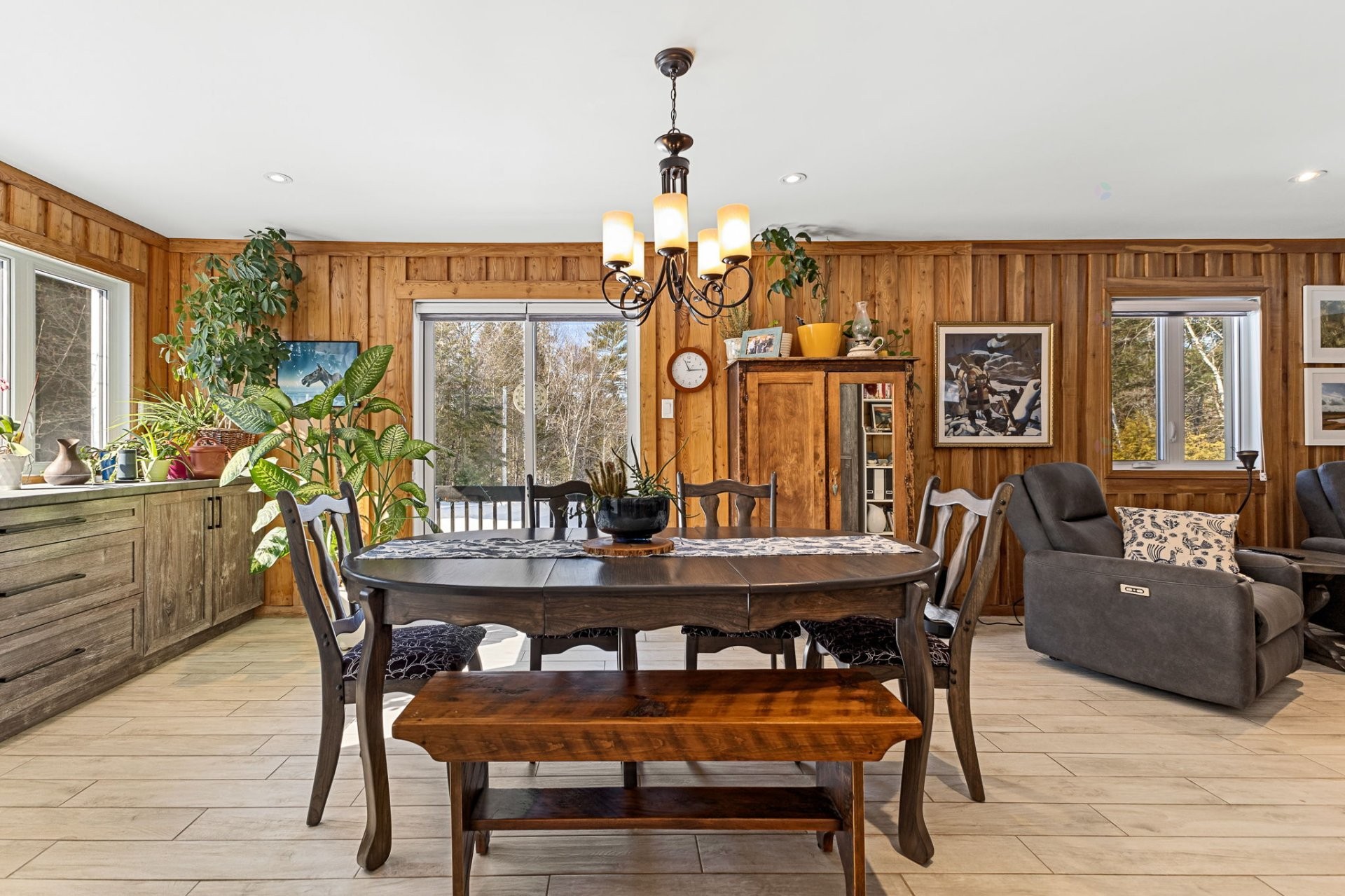 









10866Z


Ch. de la Rivière N.

,
Rivière-Rouge,







QC
J0T1T0

