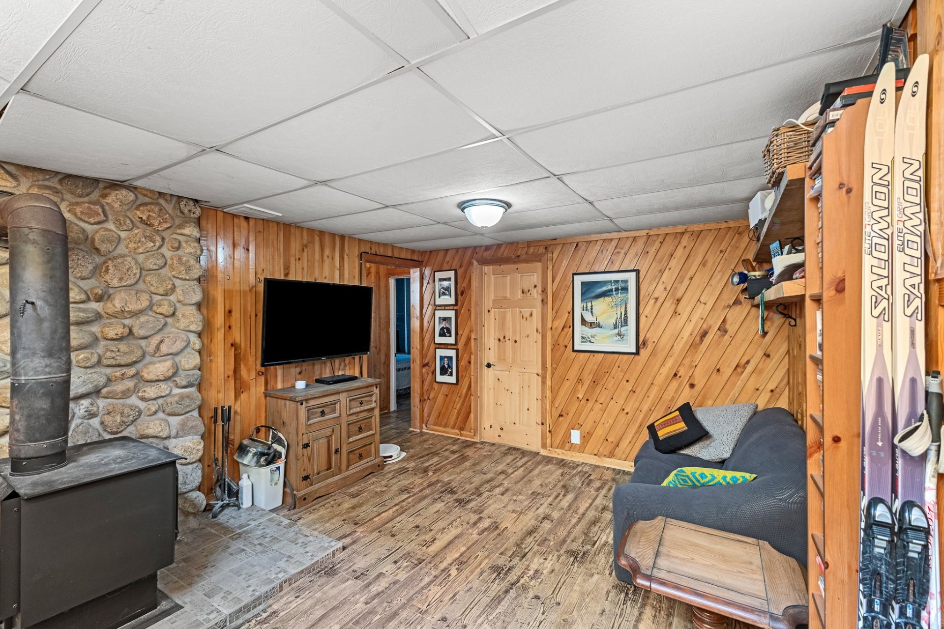 









10866Z


Ch. de la Rivière N.

,
Rivière-Rouge,







QC
J0T1T0

