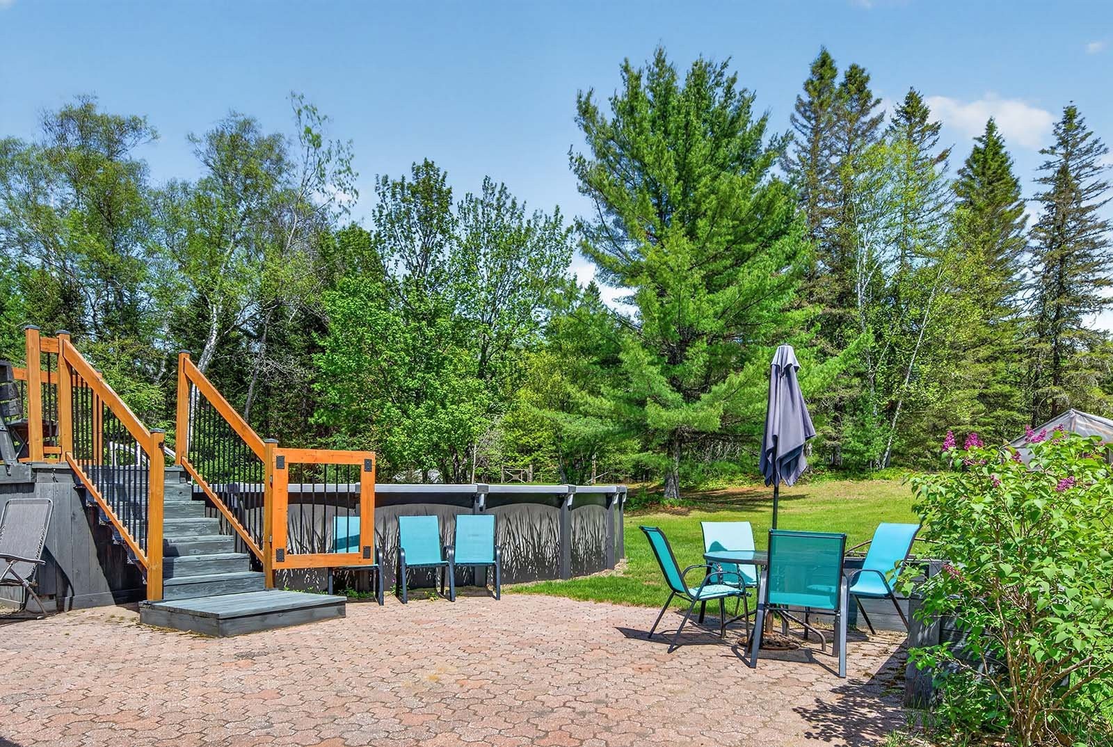 









10866Z


Ch. de la Rivière N.

,
Rivière-Rouge,







QC
J0T1T0

