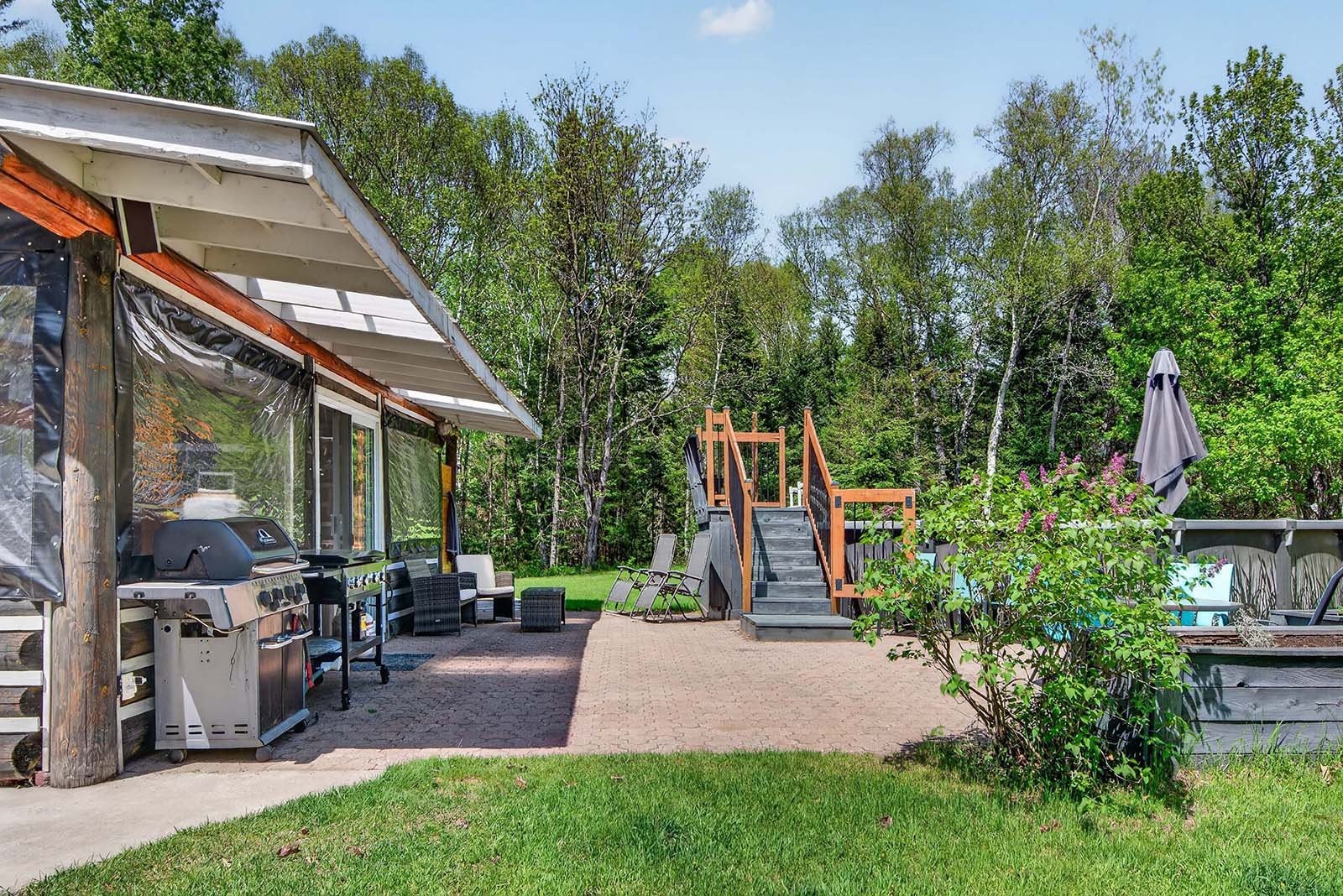 









10866Z


Ch. de la Rivière N.

,
Rivière-Rouge,







QC
J0T1T0

