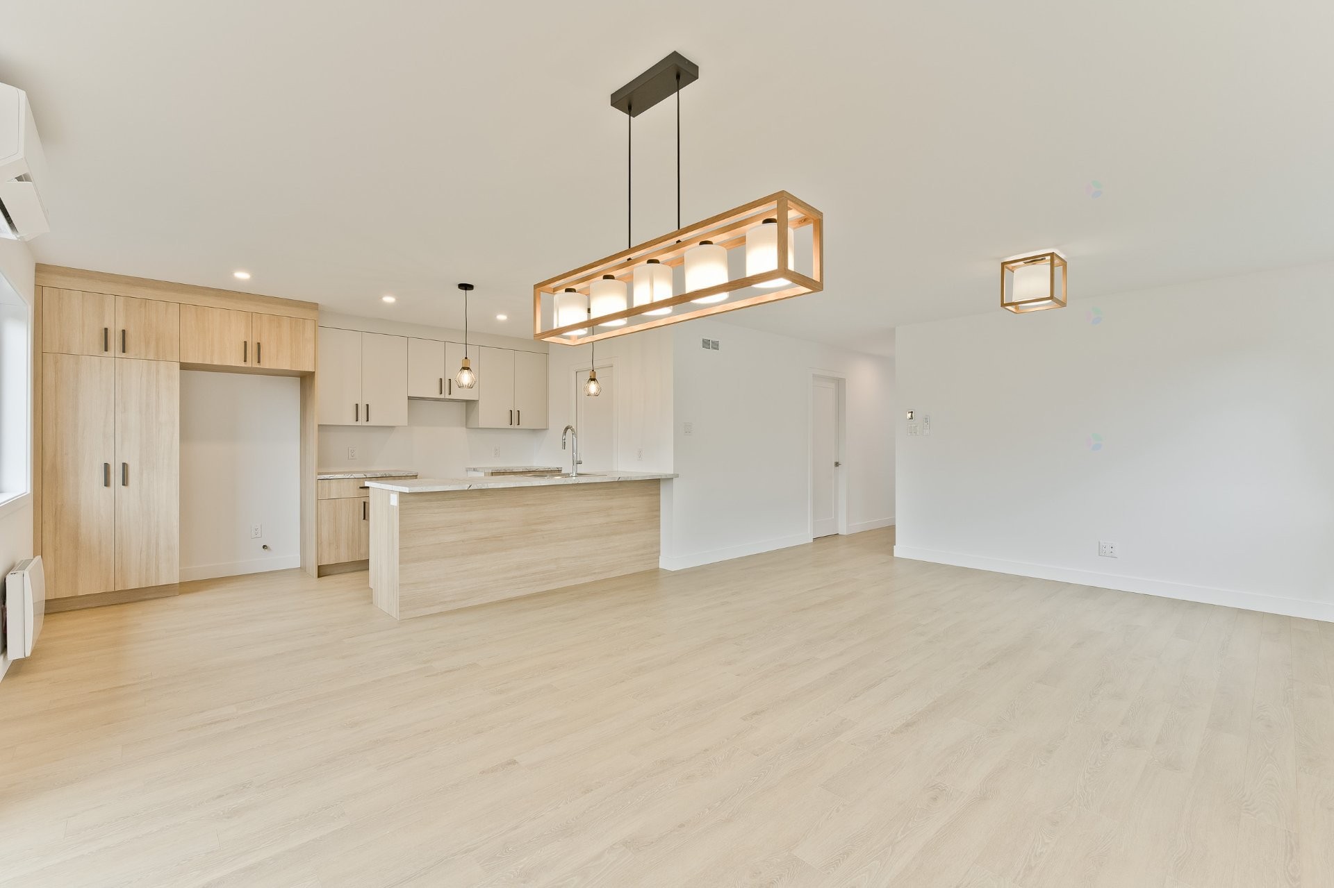 









3815


Rue Émile-Chartier

,
Sherbrooke (Les Nations),




QC
J1L0H7

