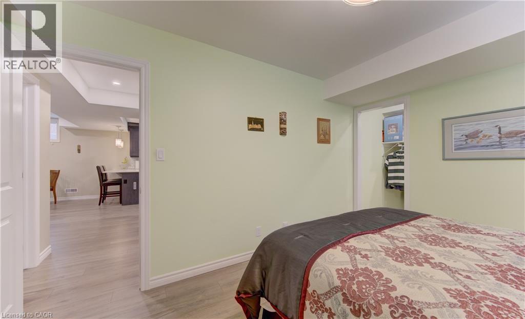 












369 ZELLER Drive

,
Kitchener,




Ontario
N2A0A3

