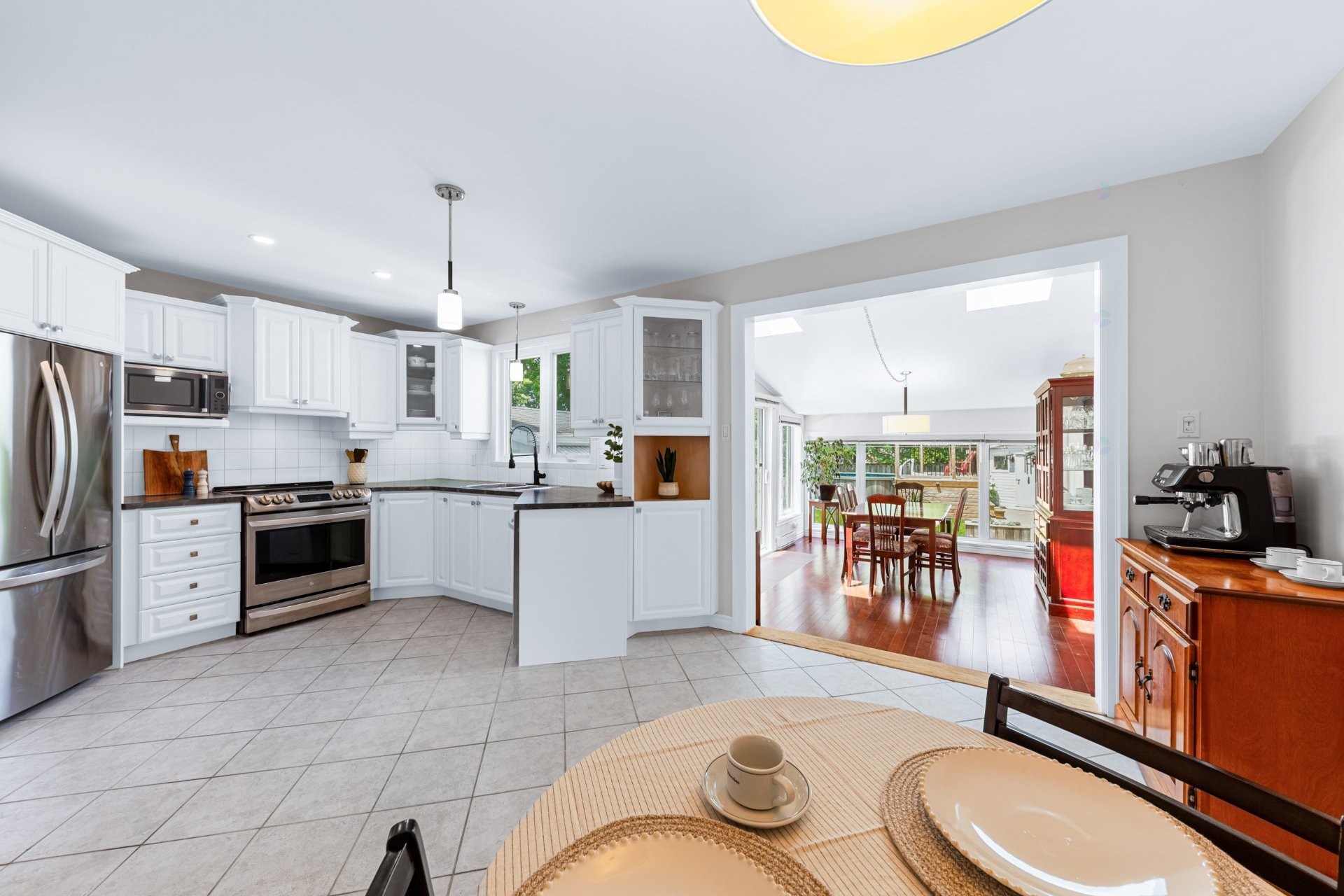 









1460


Rue Daly

,
Chambly,




QC
J3L2S3

