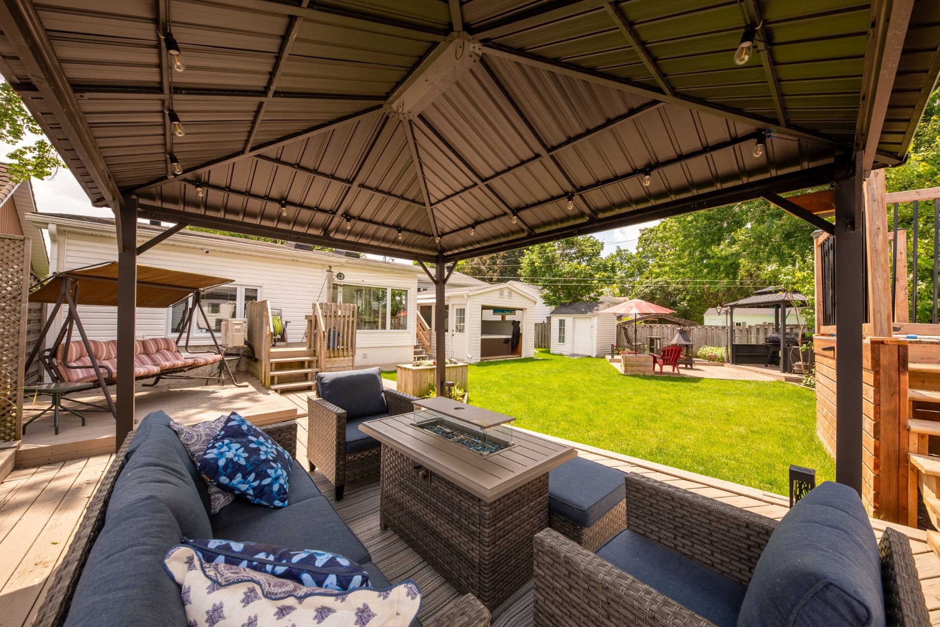 









1460


Rue Daly

,
Chambly,




QC
J3L2S3

