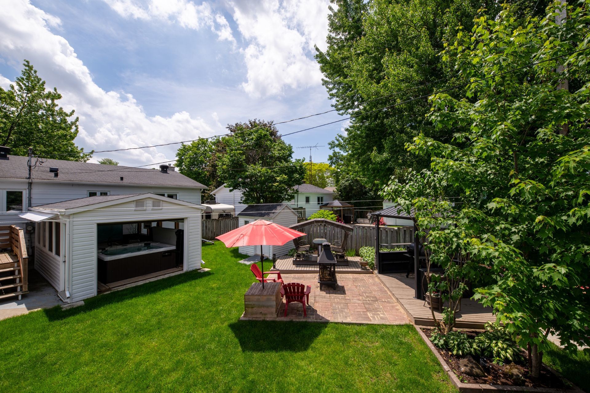









1460


Rue Daly

,
Chambly,




QC
J3L2S3

