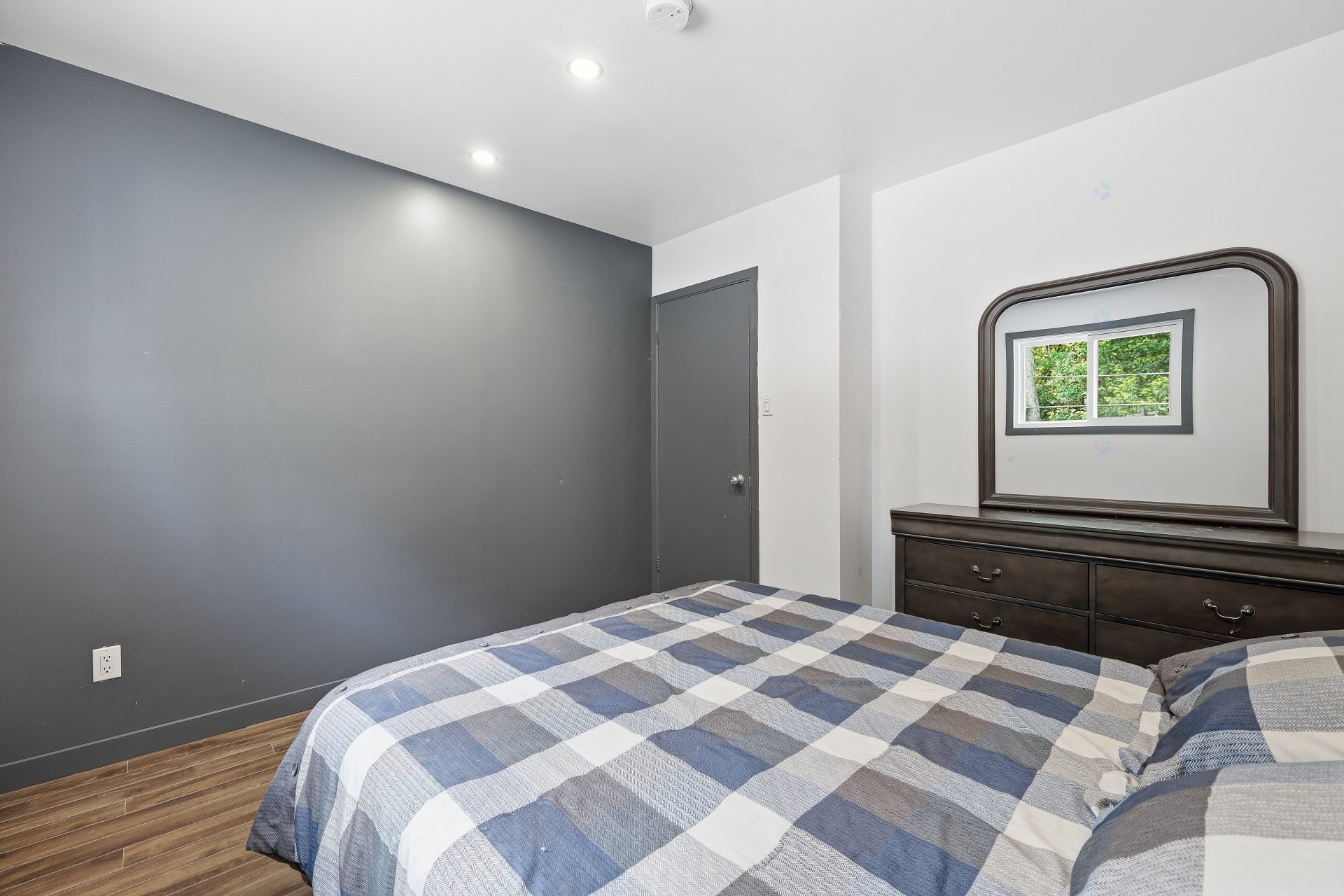 









9


Rue Caisse

,
Sorel-Tracy,




QC
J3P3W2

