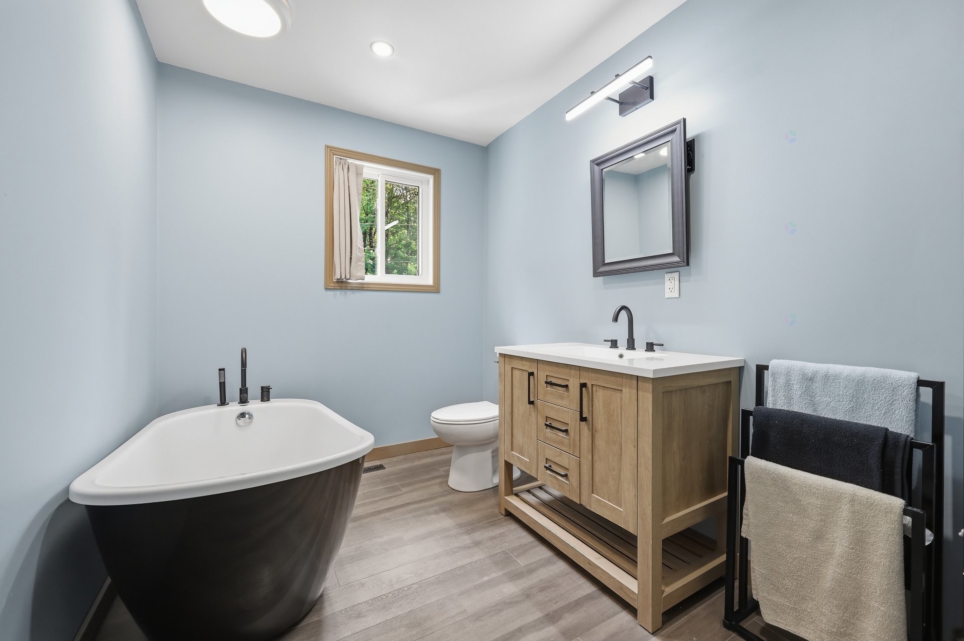 









9


Rue Caisse

,
Sorel-Tracy,




QC
J3P3W2

