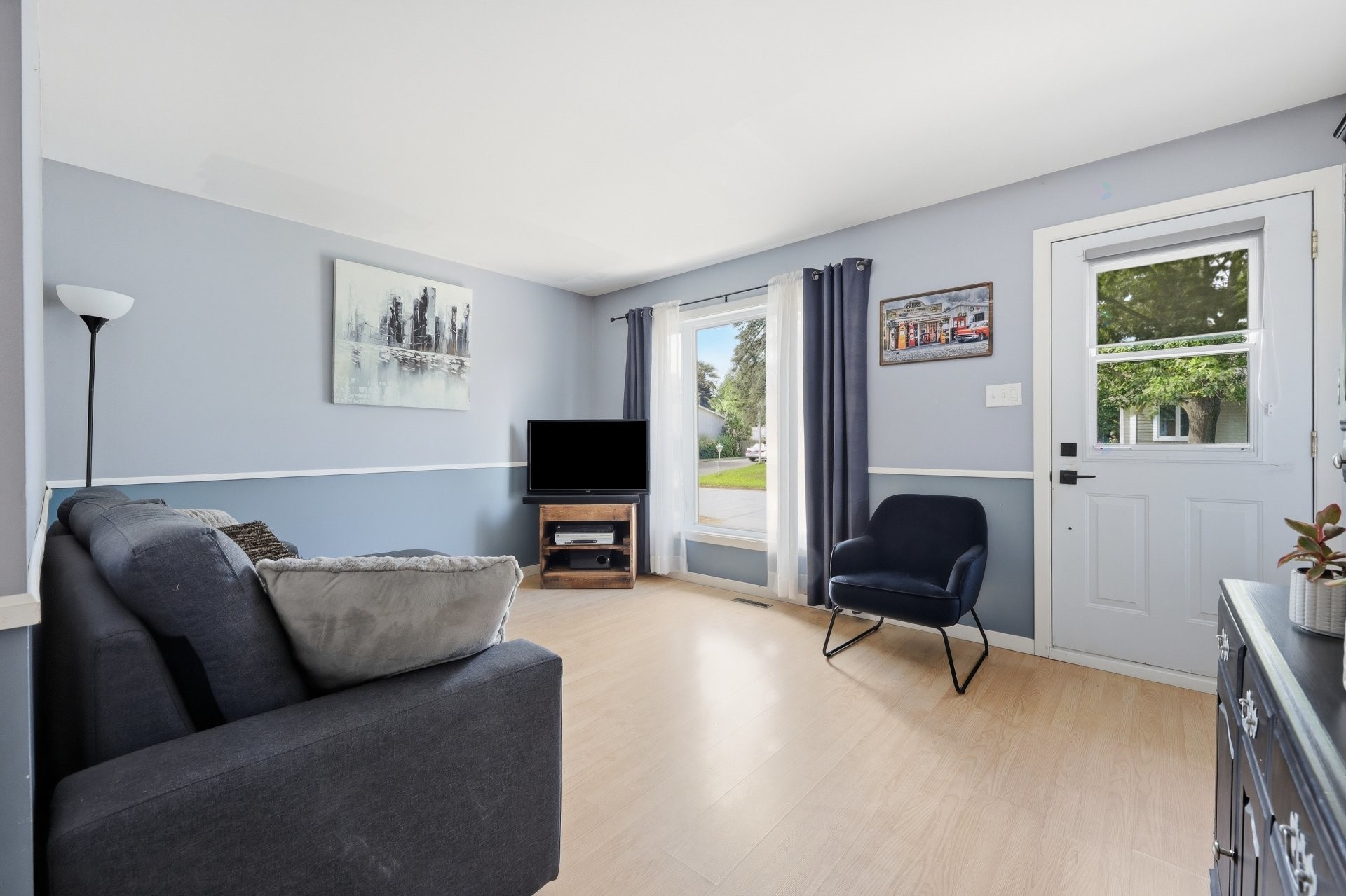 









9


Rue Caisse

,
Sorel-Tracy,




QC
J3P3W2


